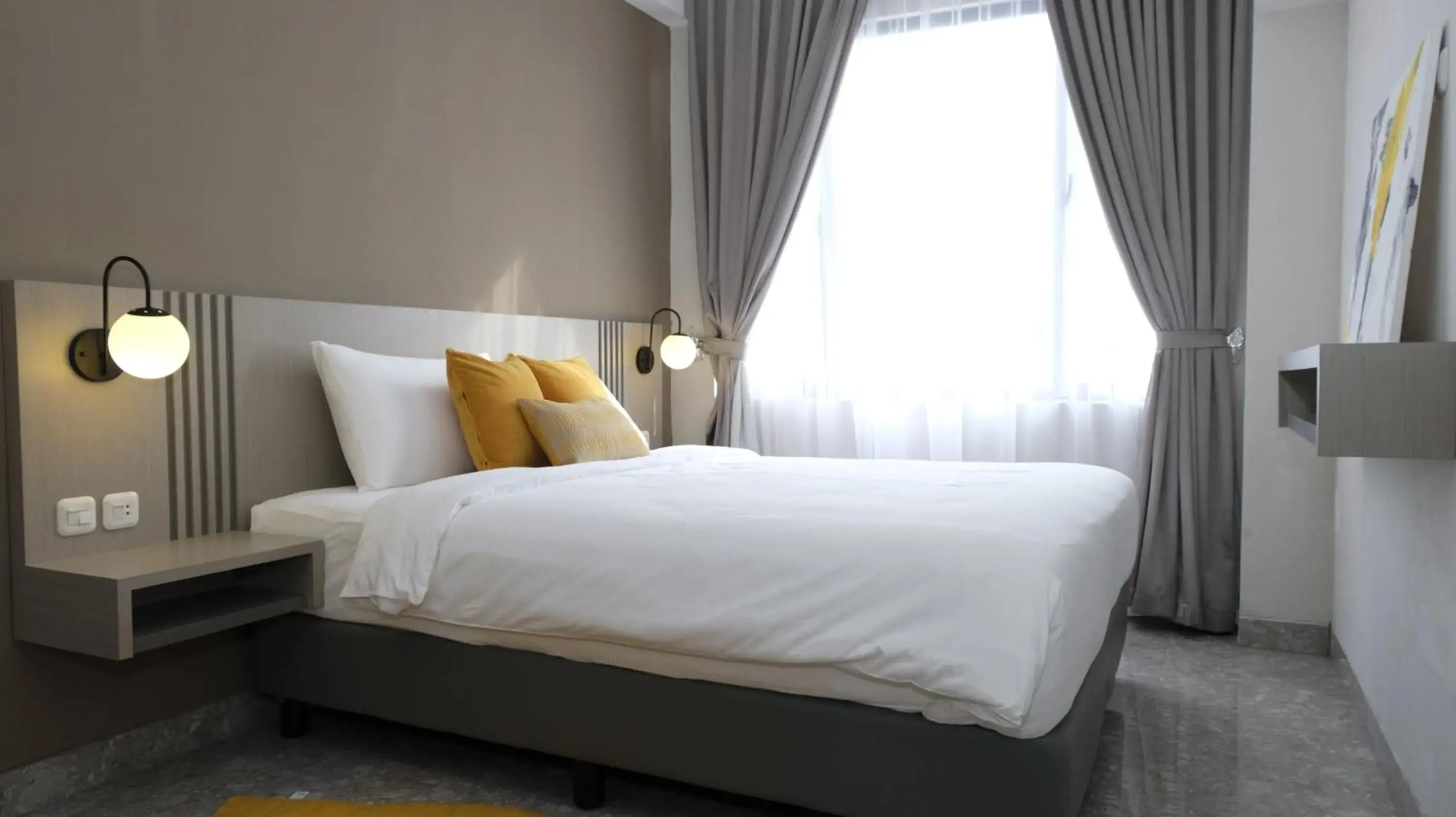 Bedroom, Bed in Lun Hotel Manado Bedroom, Bed in Lun Hotel Manado