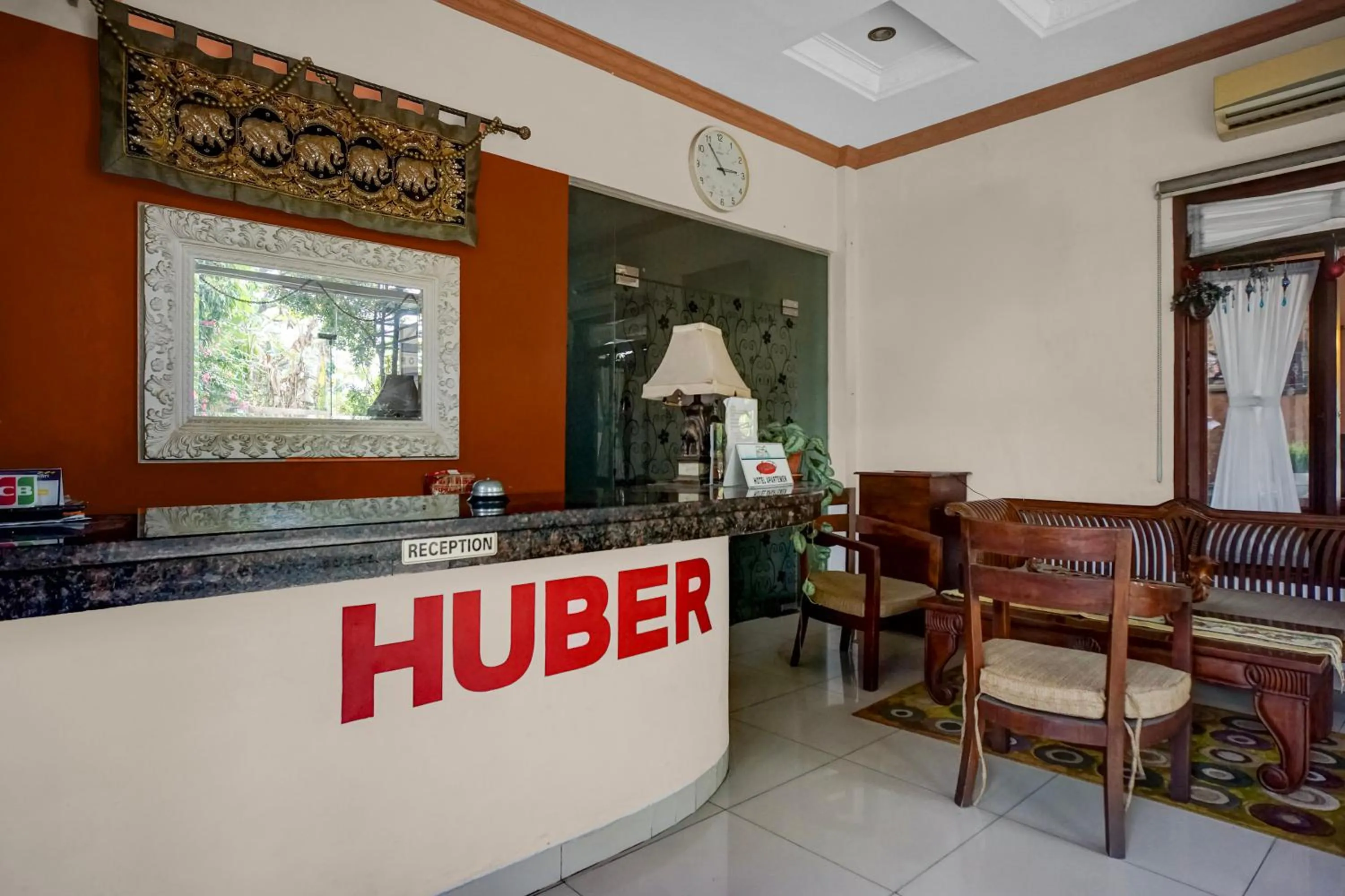 Lobby or reception in Collection O near University of Sumatera Utara formerly Huber Apartment