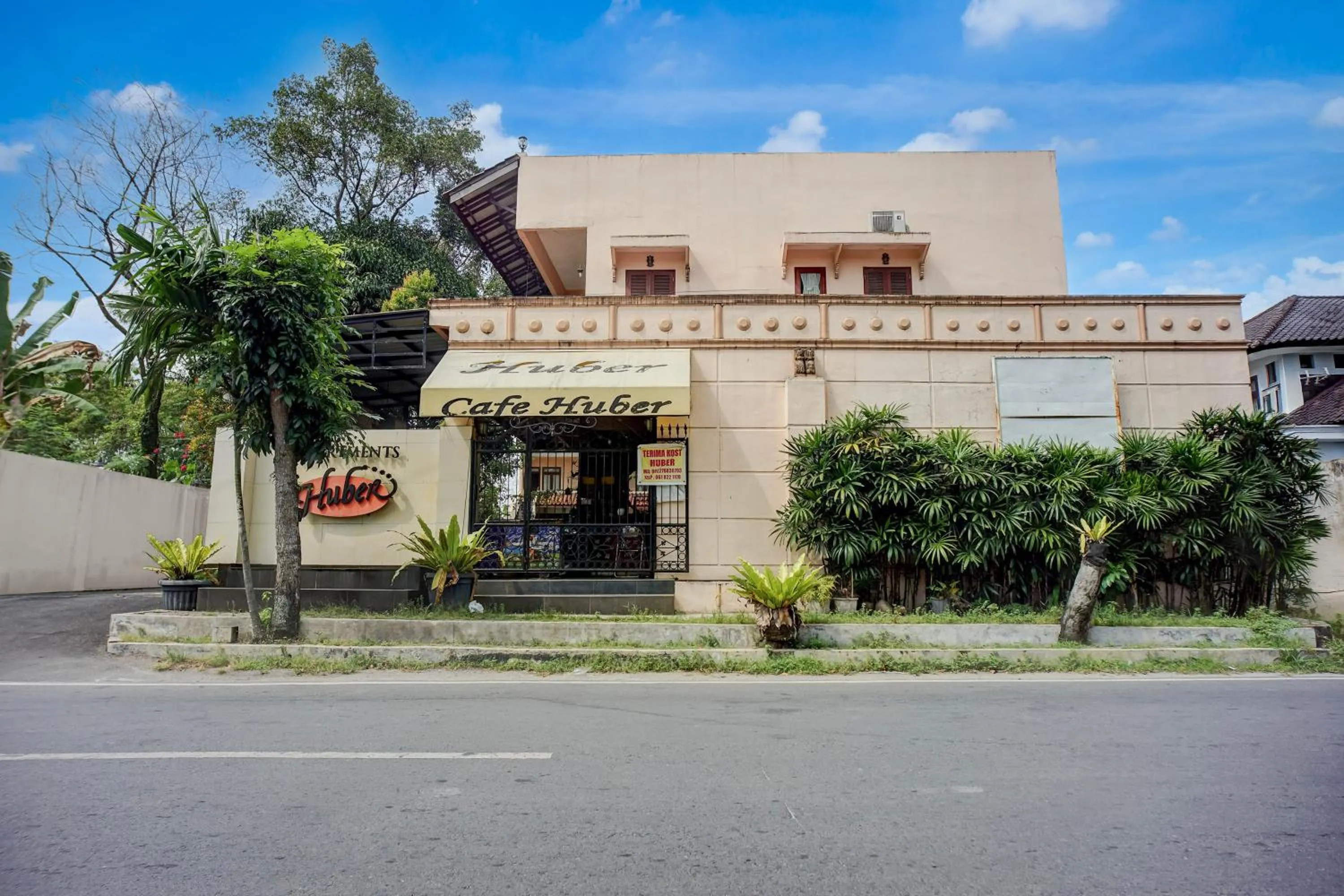 Property building in Collection O near University of Sumatera Utara formerly Huber Apartment