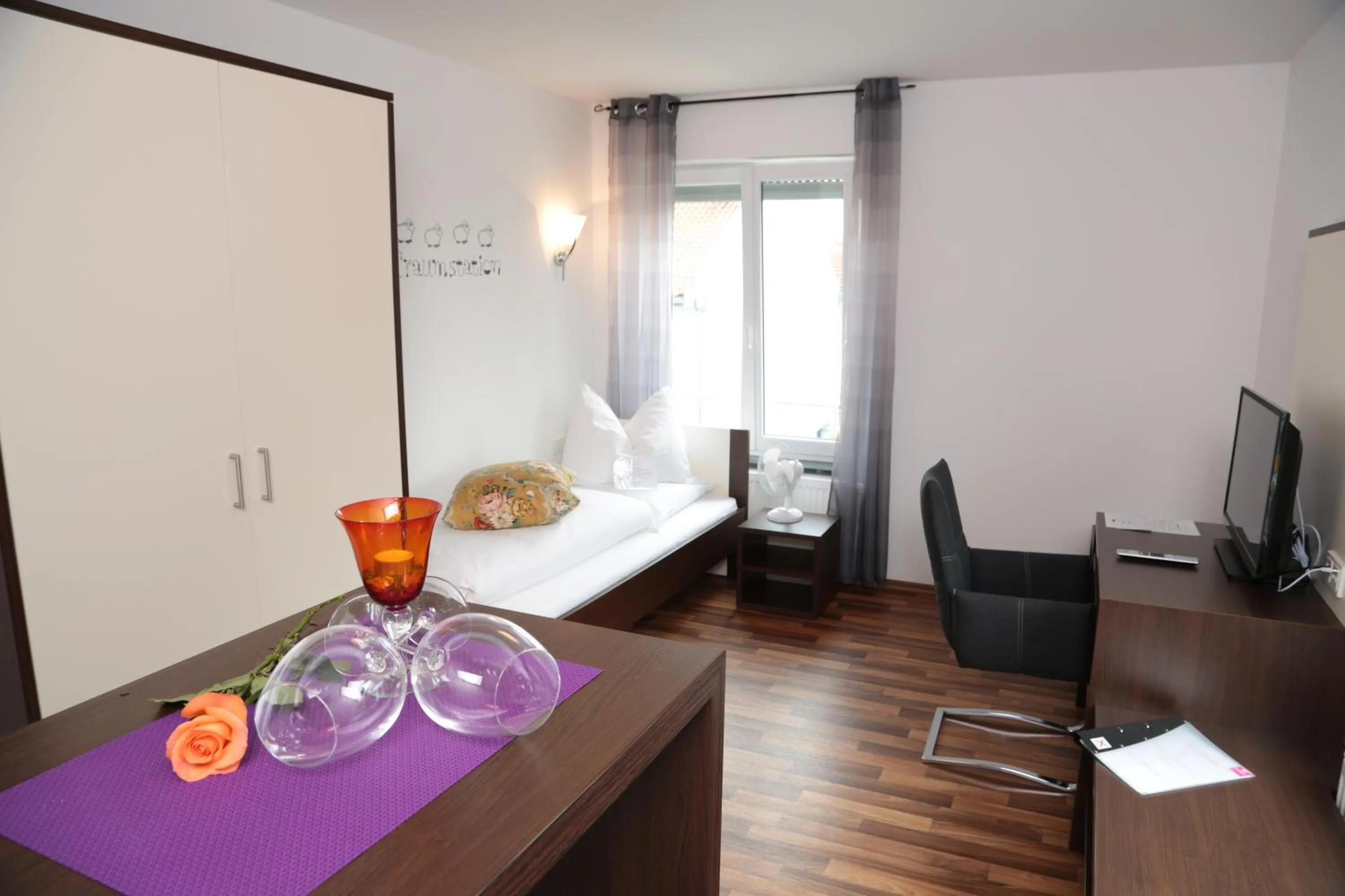 Decorative detail, Bed in Hotel am Marktplatz