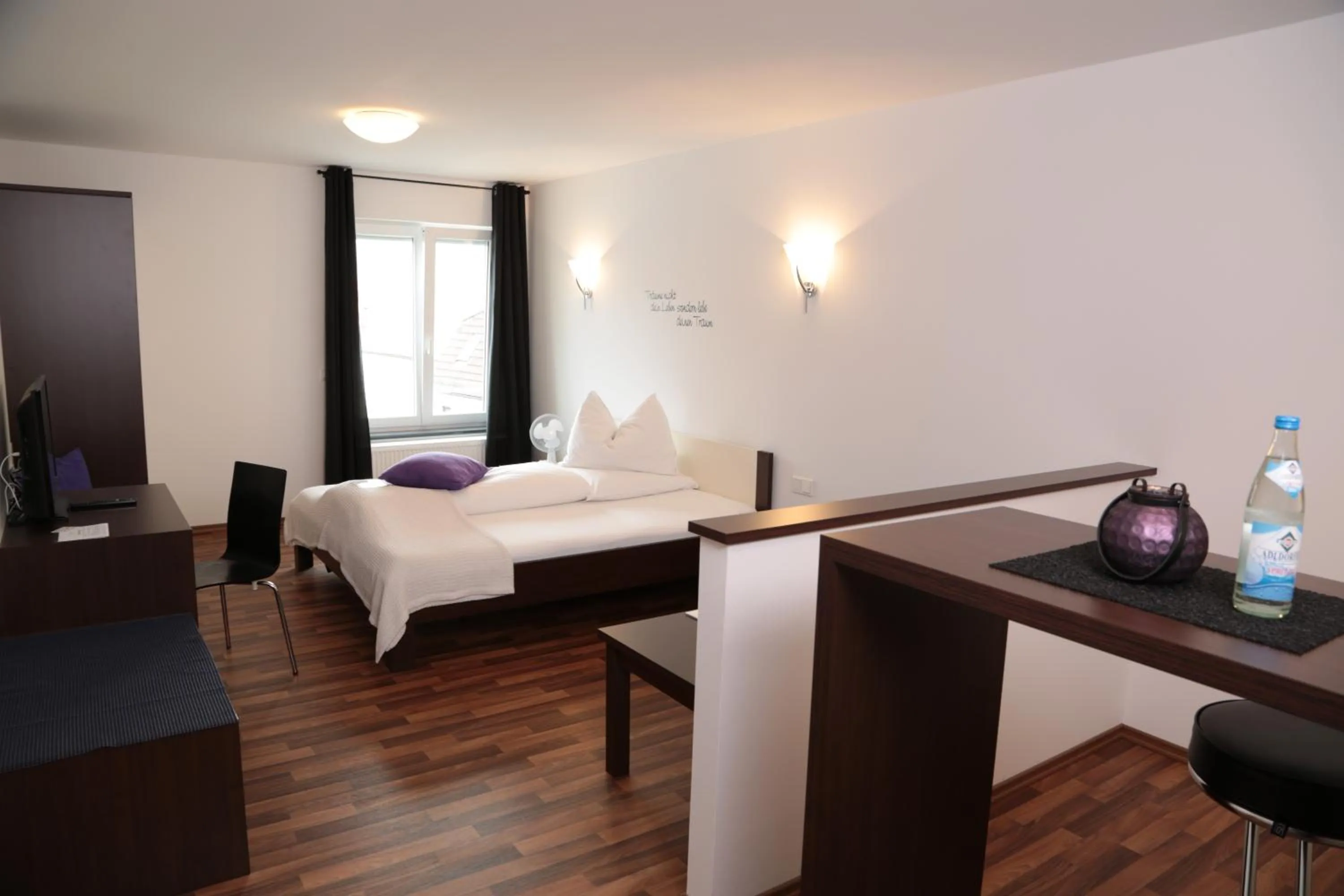 Photo of the whole room, Bed in Hotel am Marktplatz