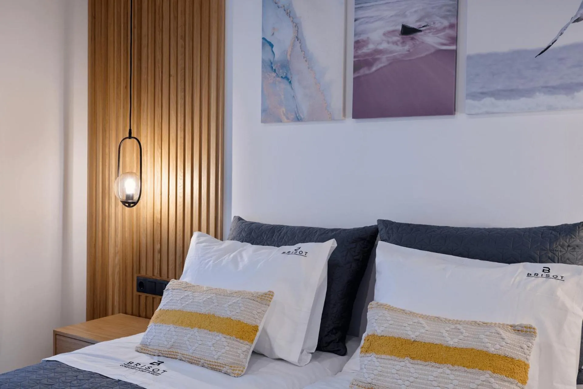Bed in Brisot