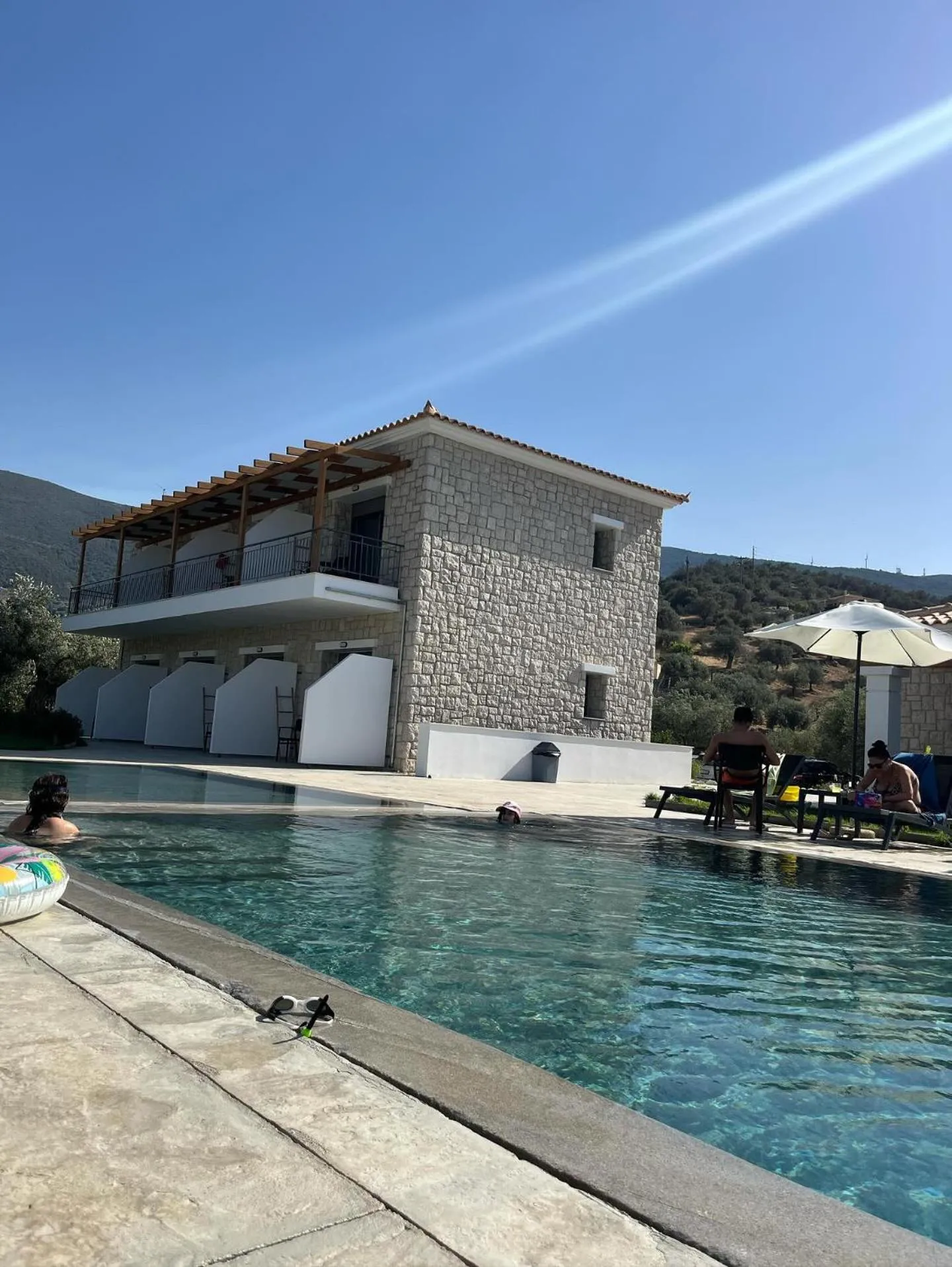 Swimming pool in Brisot