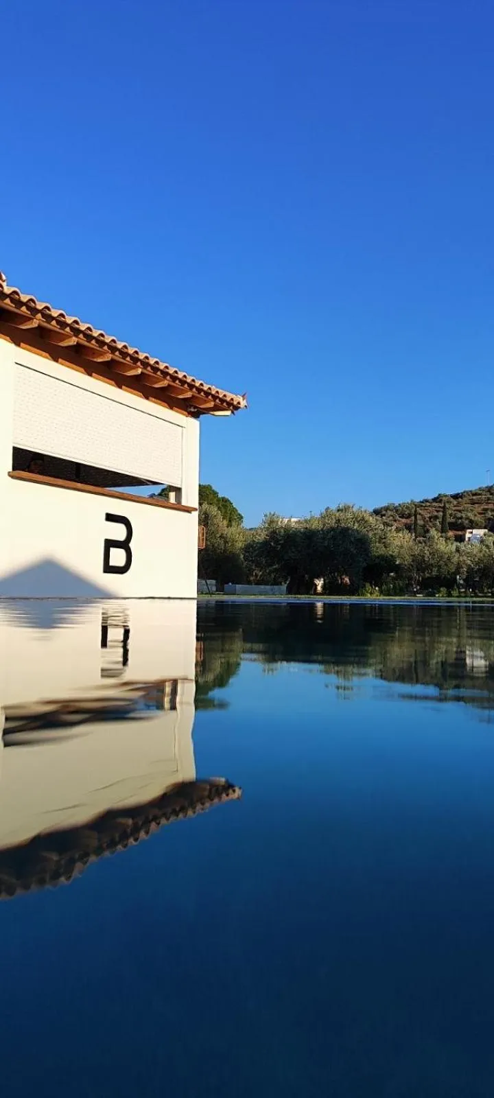 Swimming pool in Brisot
