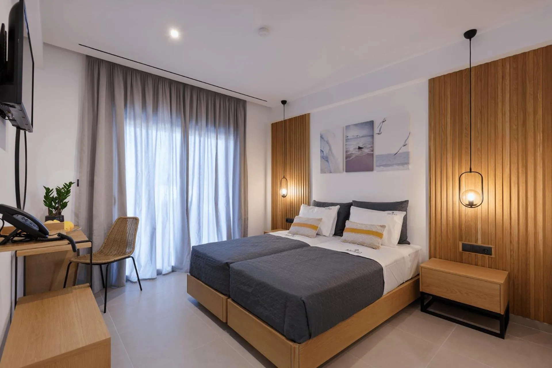 Bed in Brisot