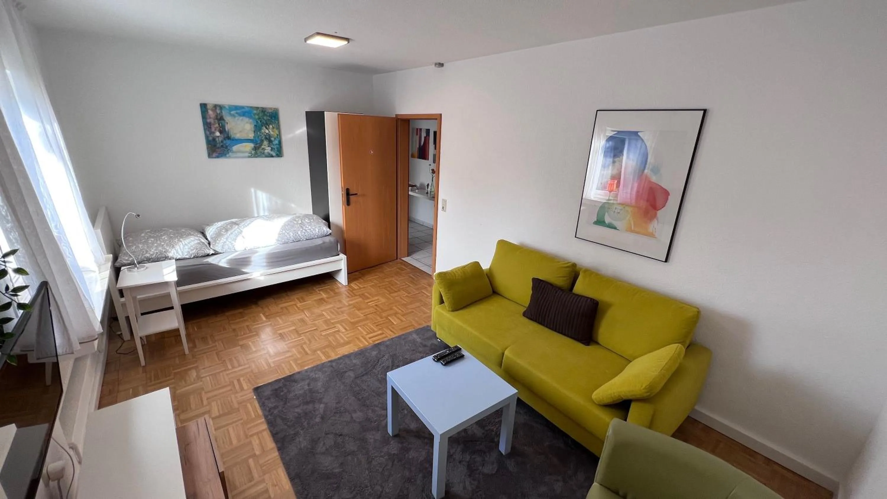 Bed in Apartmenthaus Somborn