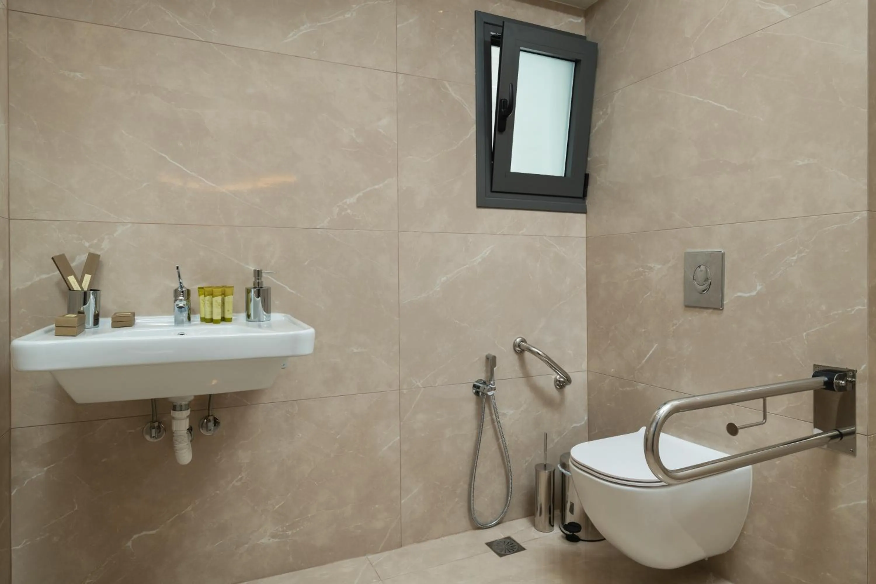 Shower in Elia Agia Marina Resort