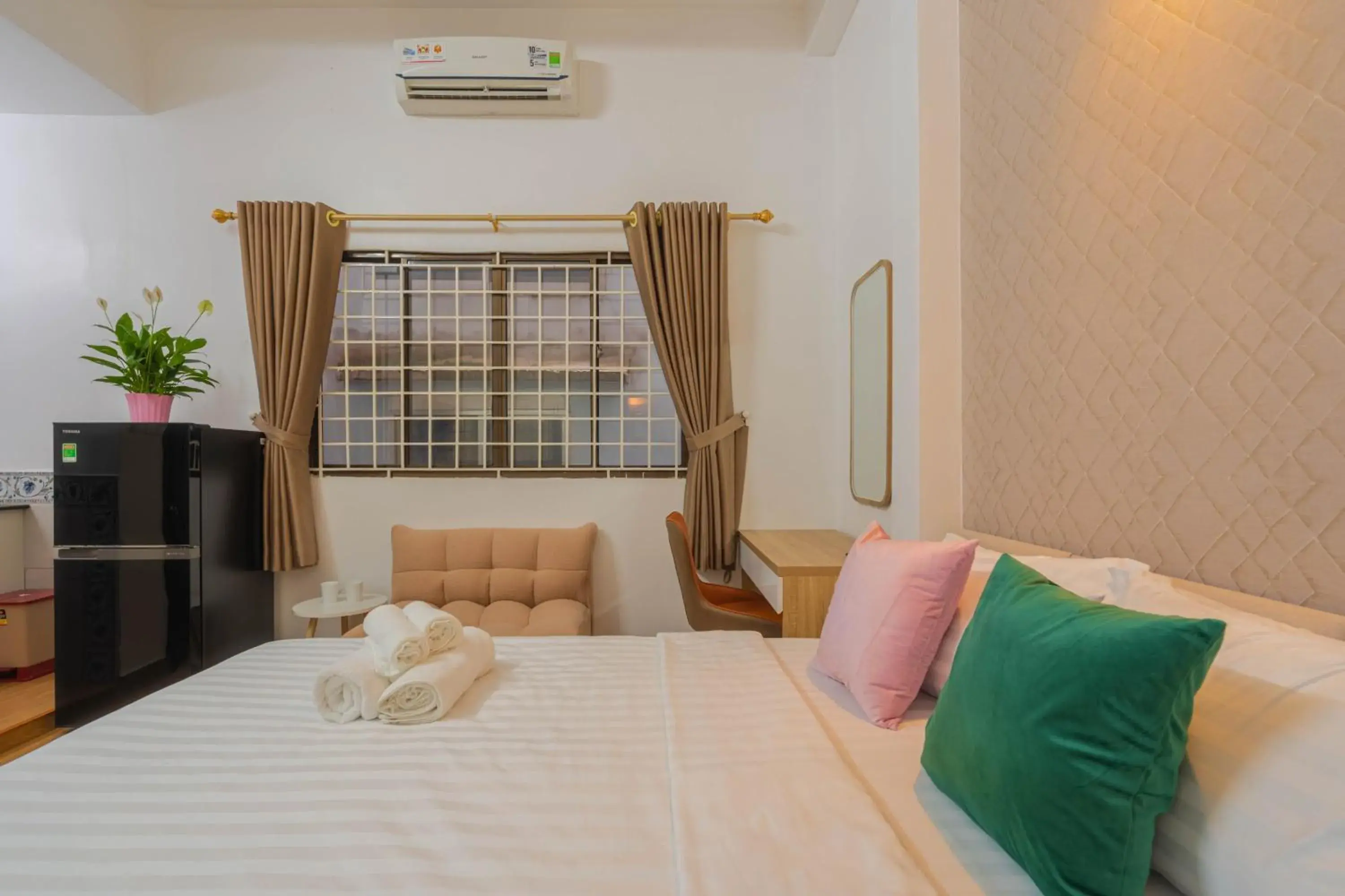 Bed in Kansas Hotel & Apartment - Notre Dame Bed in Kansas Hotel & Apartment - Notre Dame