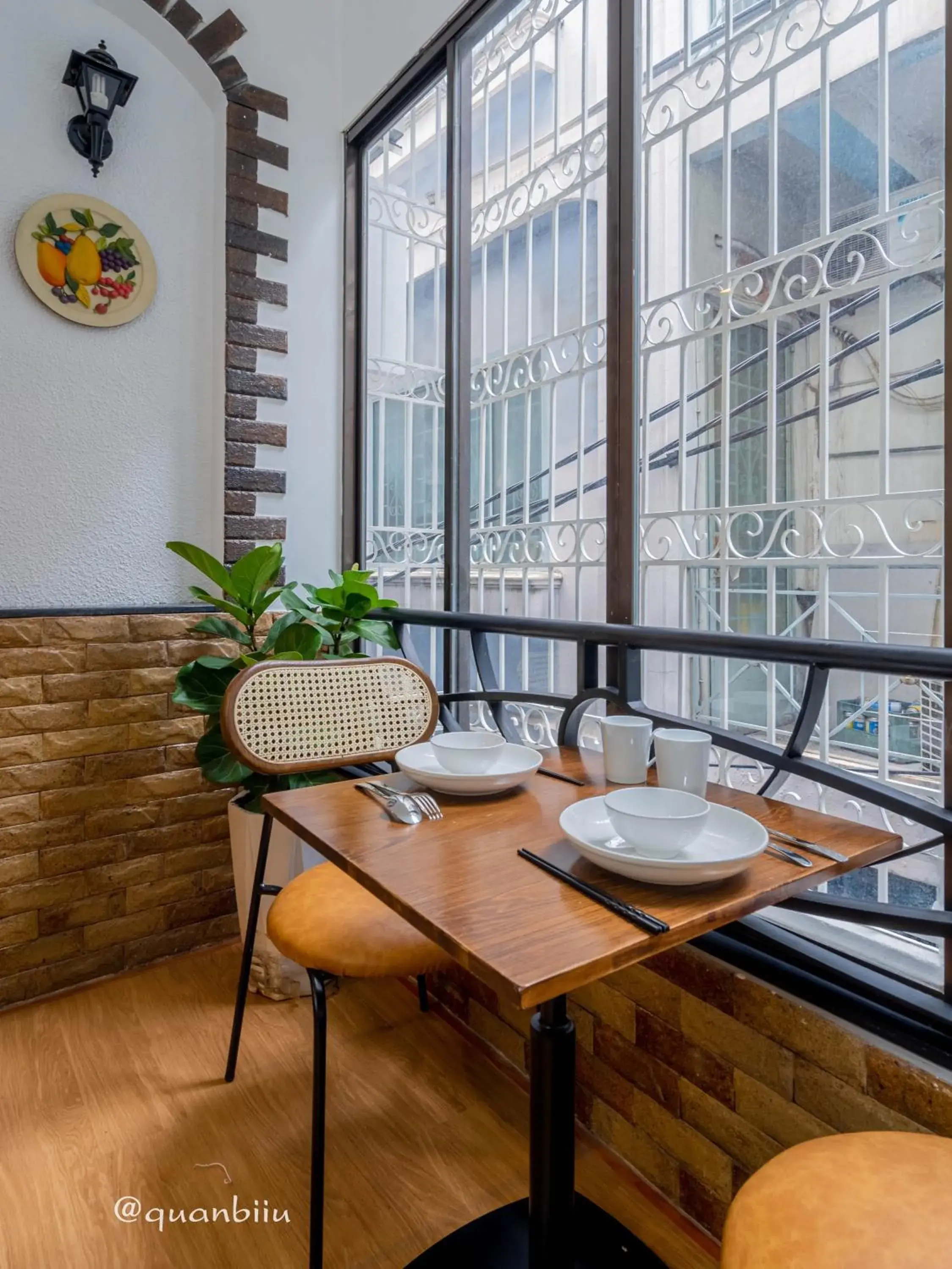 Property building in Kansas Hotel & Apartment - Notre Dame Property building in Kansas Hotel & Apartment - Notre Dame