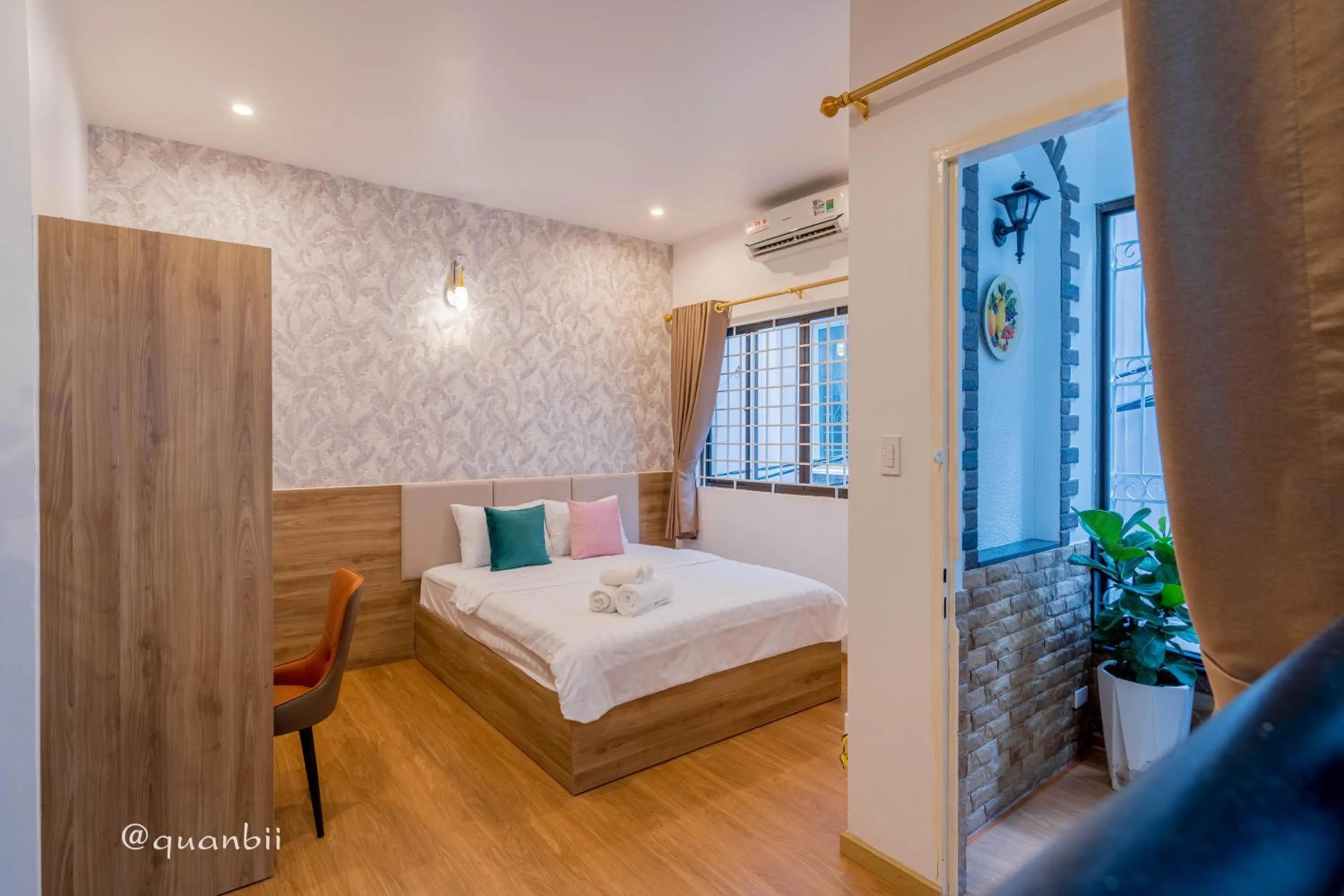 Bedroom in Kansas Hotel & Apartment - Notre Dame