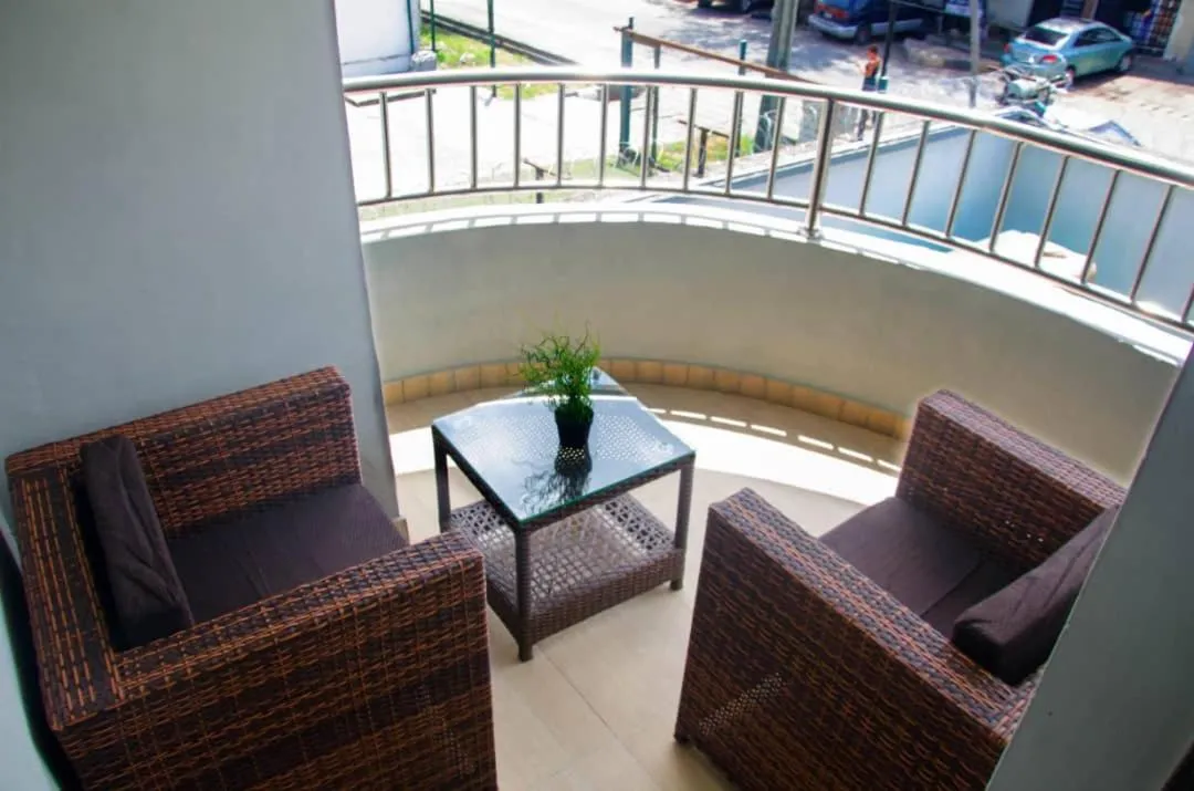 NO 95 SUITES VI
