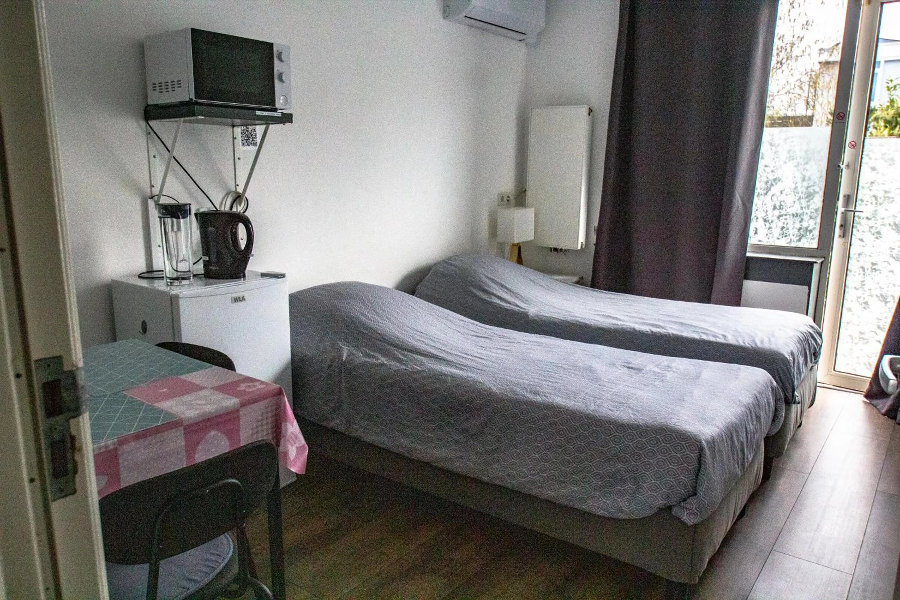 Bed in Bed and Breakfast Amsterdam Holy Dove