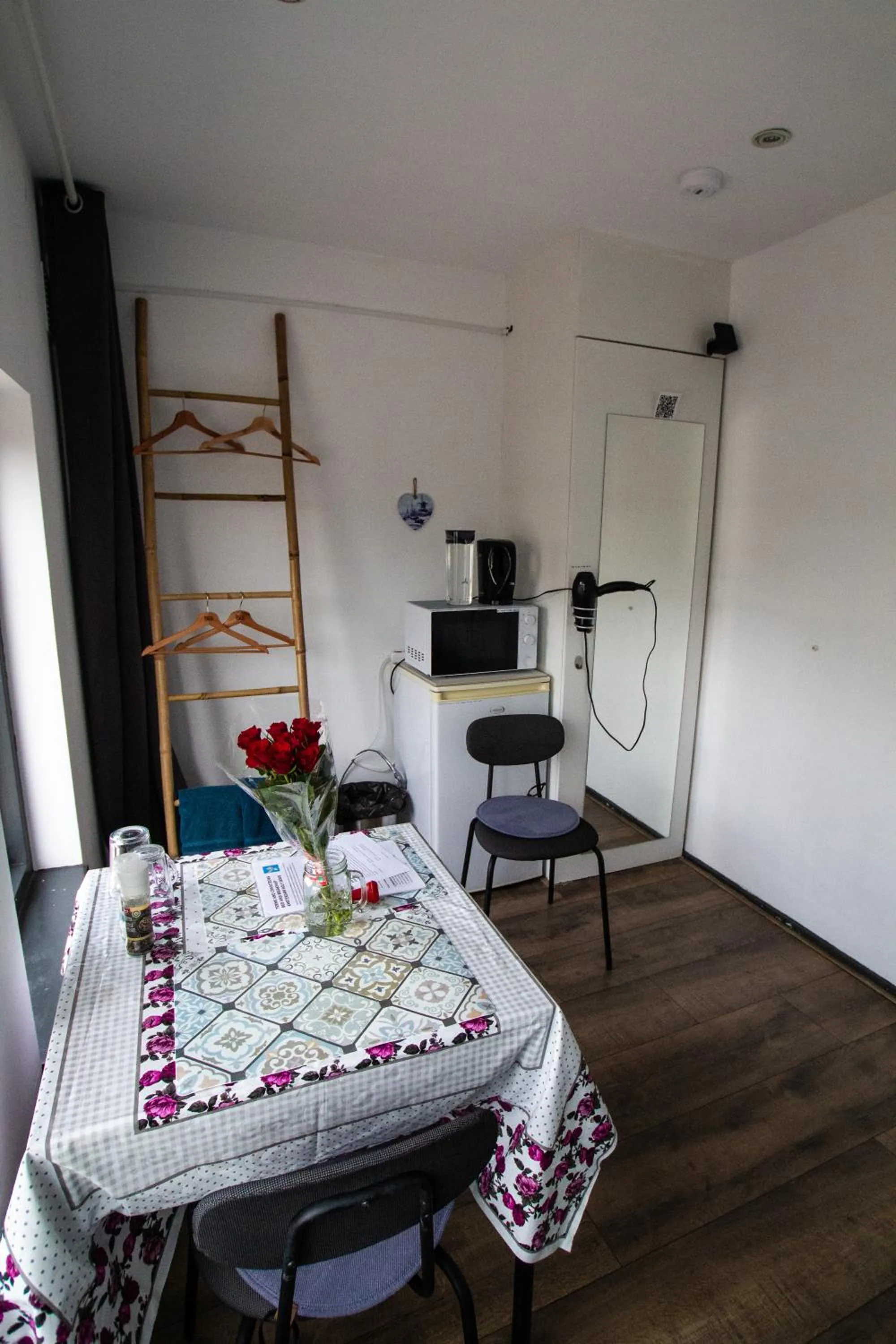 Bed and Breakfast Amsterdam Holy Dove