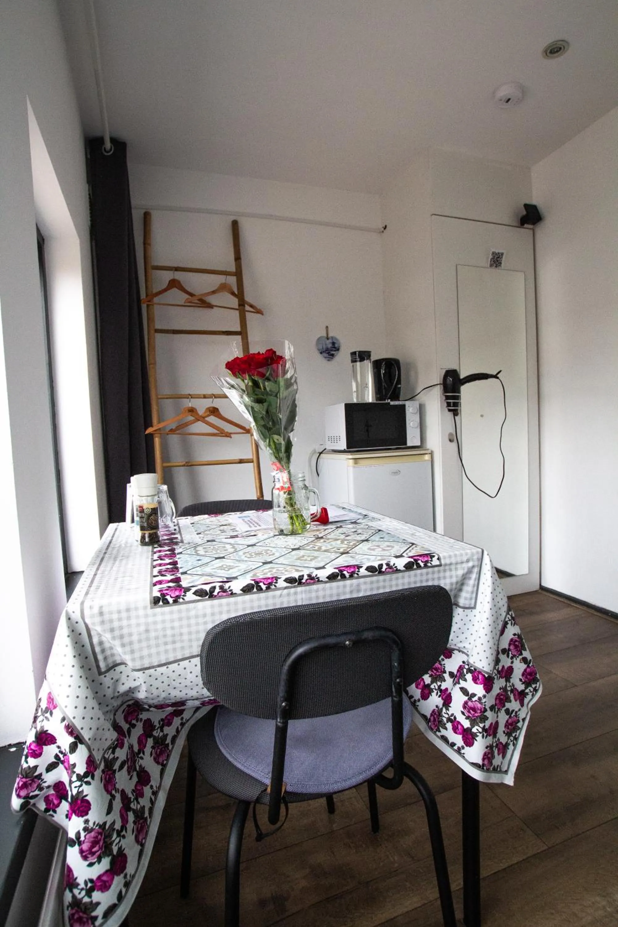 Bed and Breakfast Amsterdam Holy Dove