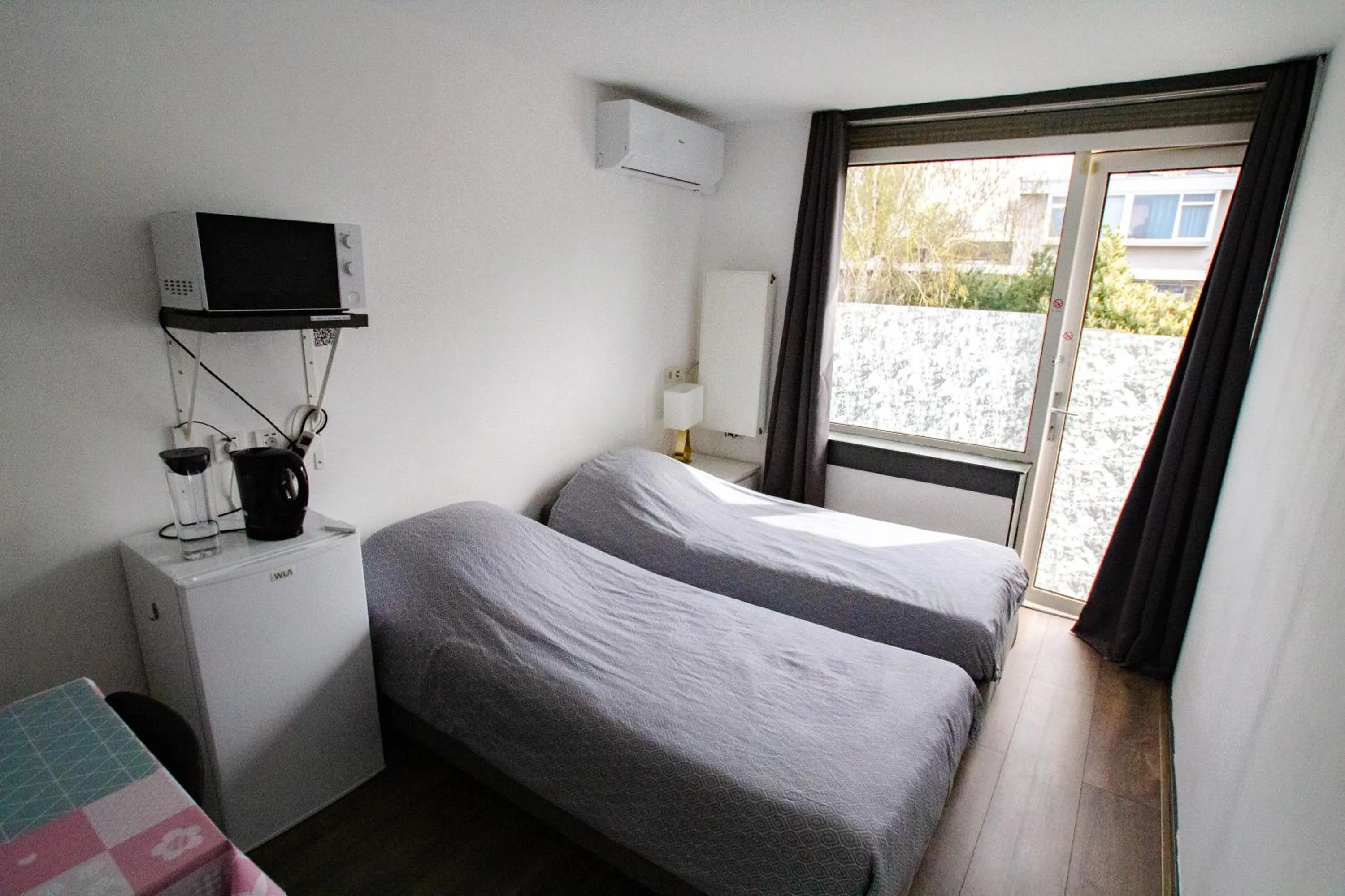 Bed in Bed and Breakfast Amsterdam Holy Dove