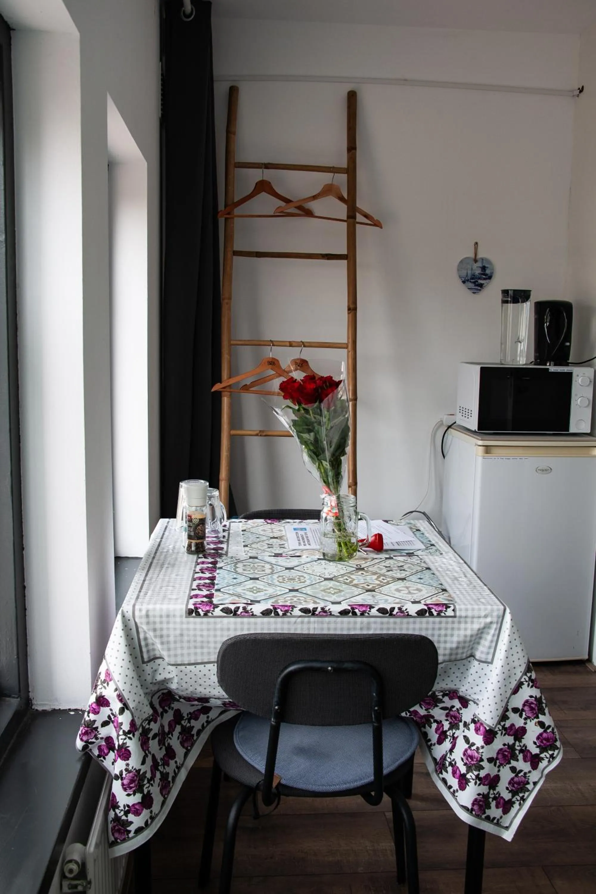 Bed and Breakfast Amsterdam Holy Dove