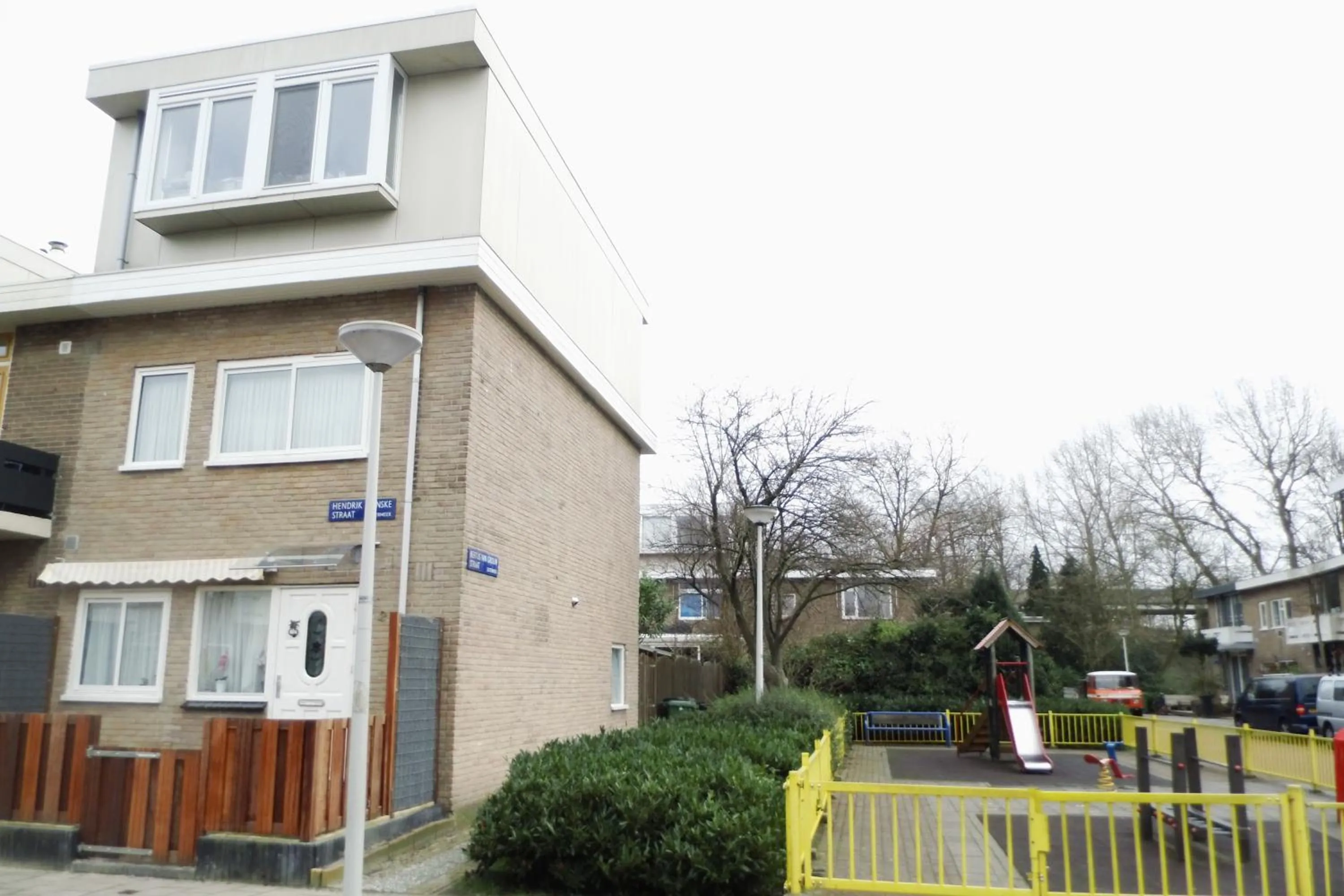 Property building in Bed and Breakfast Amsterdam Holy Dove