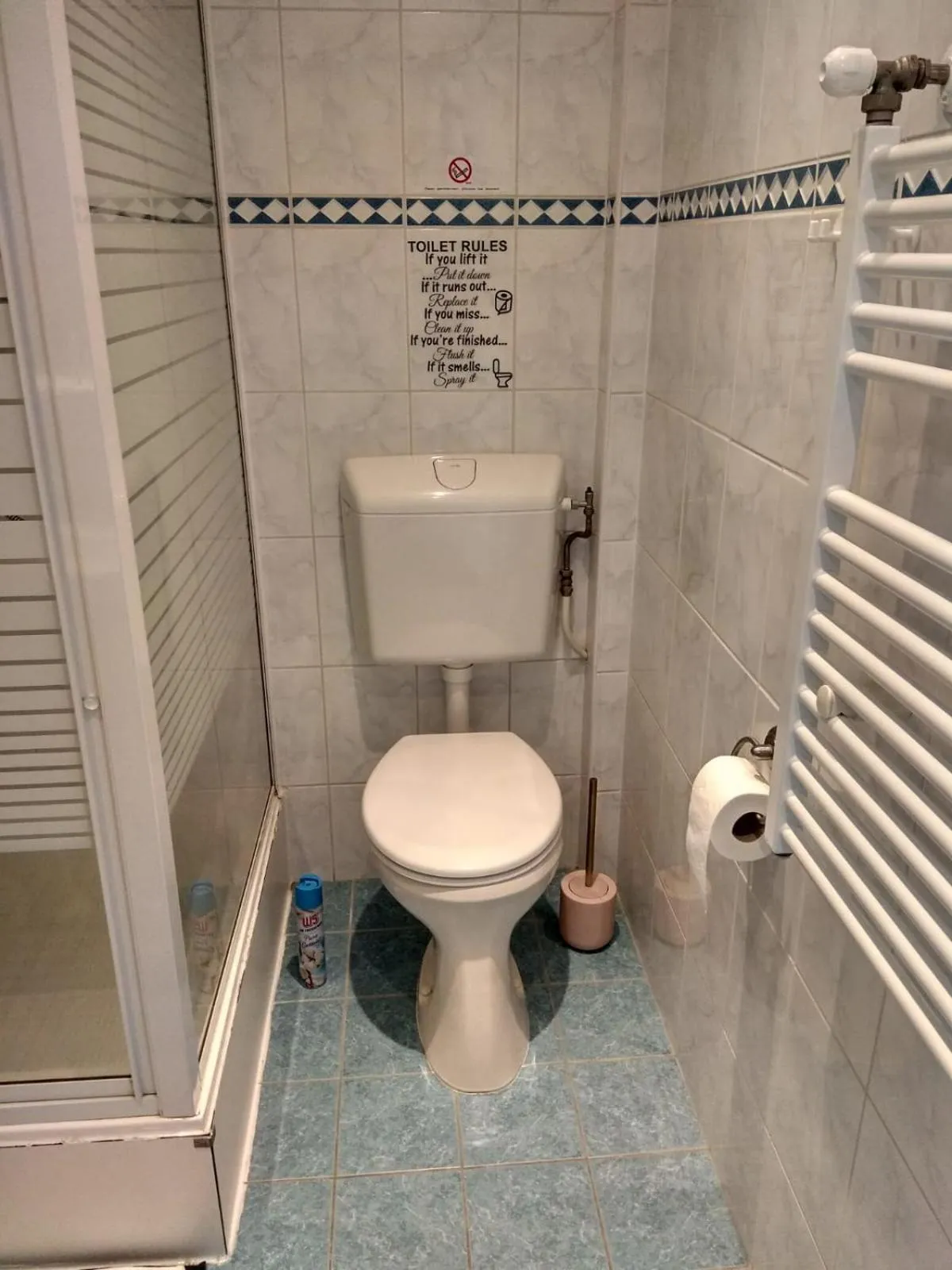 Toilet in Bed and Breakfast Amsterdam Holy Dove