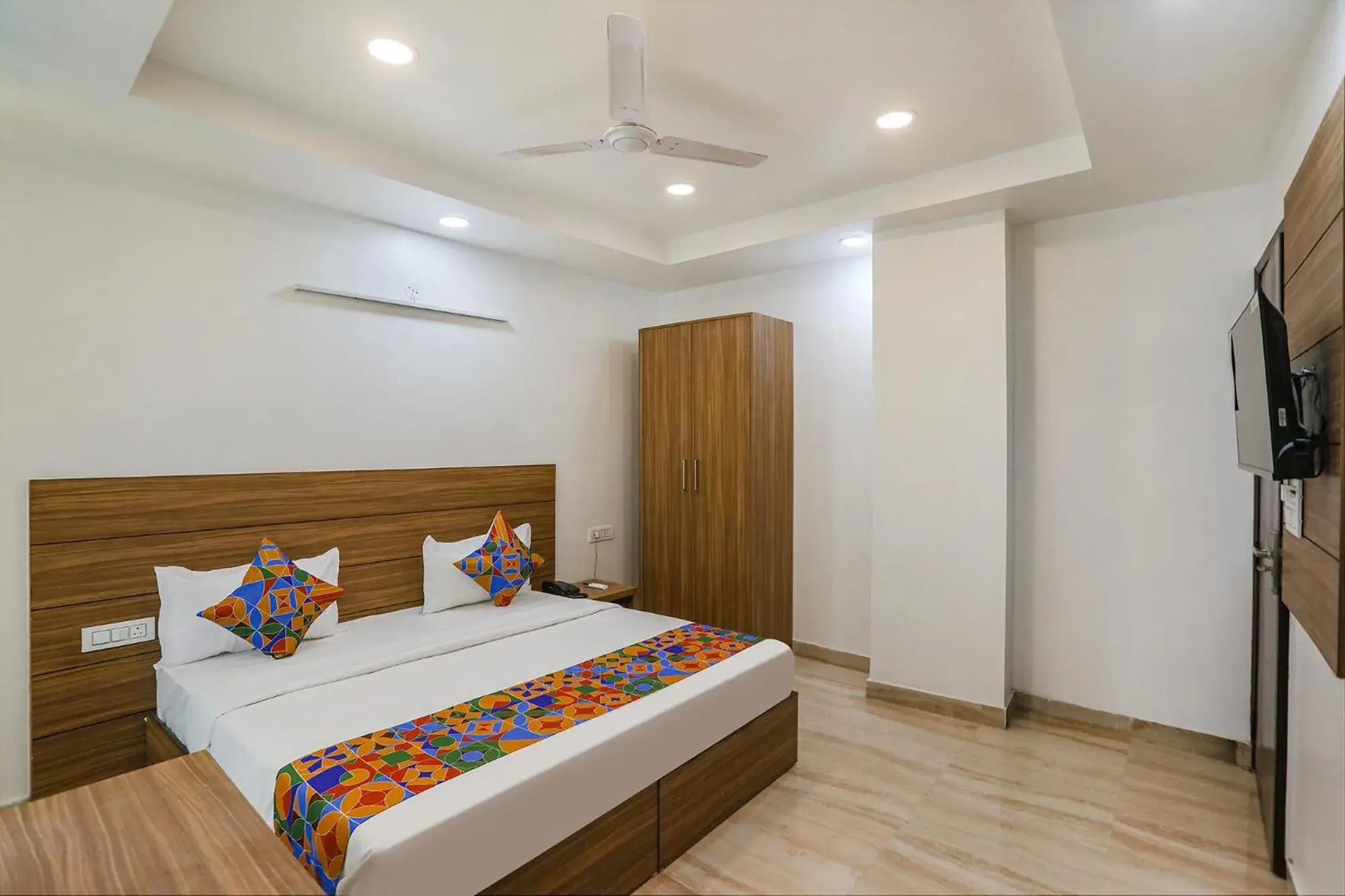 Bed in FabHotel Unique Stay Bed in FabHotel Unique Stay