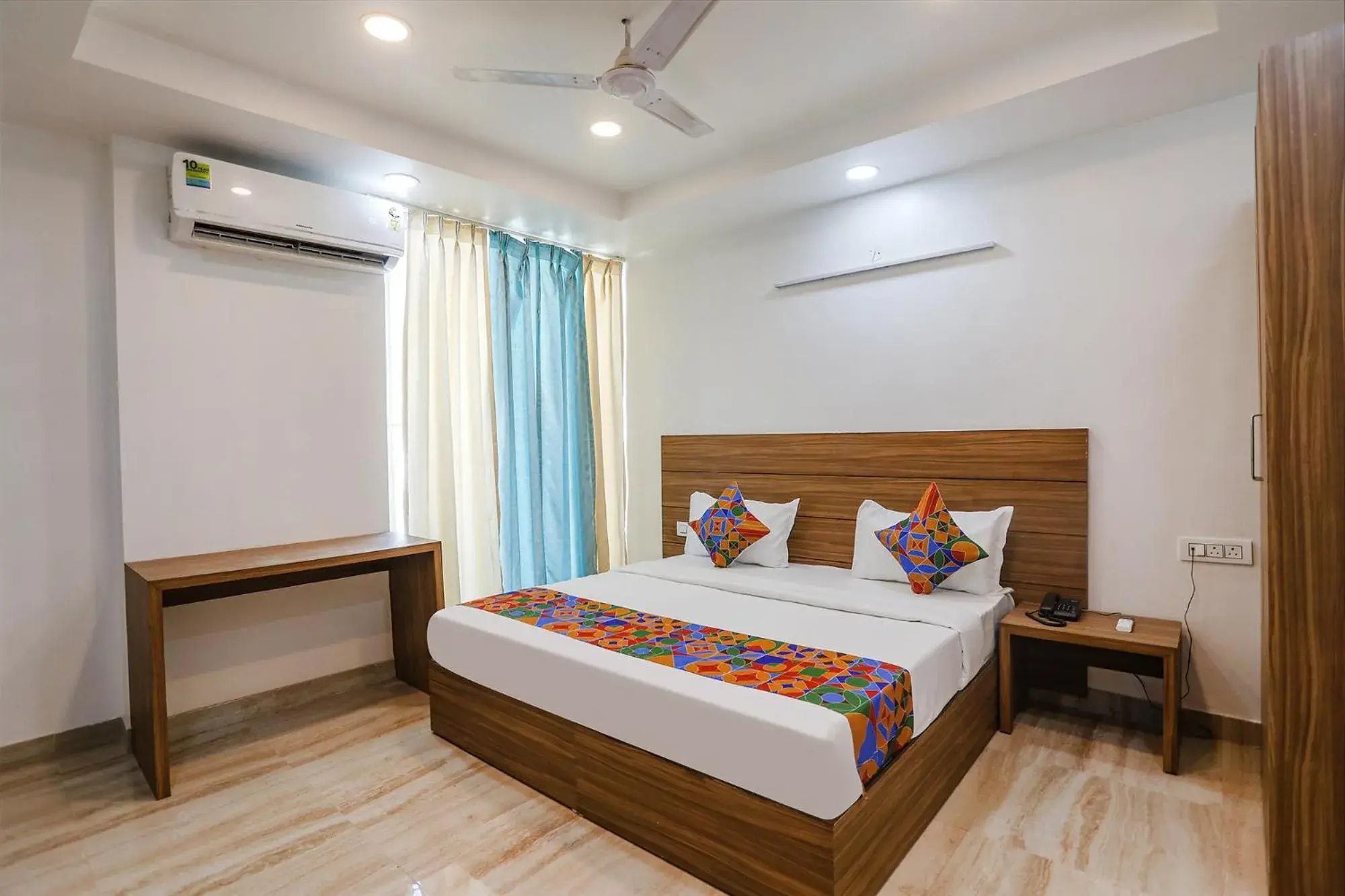 Bed in FabHotel Unique Stay Bed in FabHotel Unique Stay