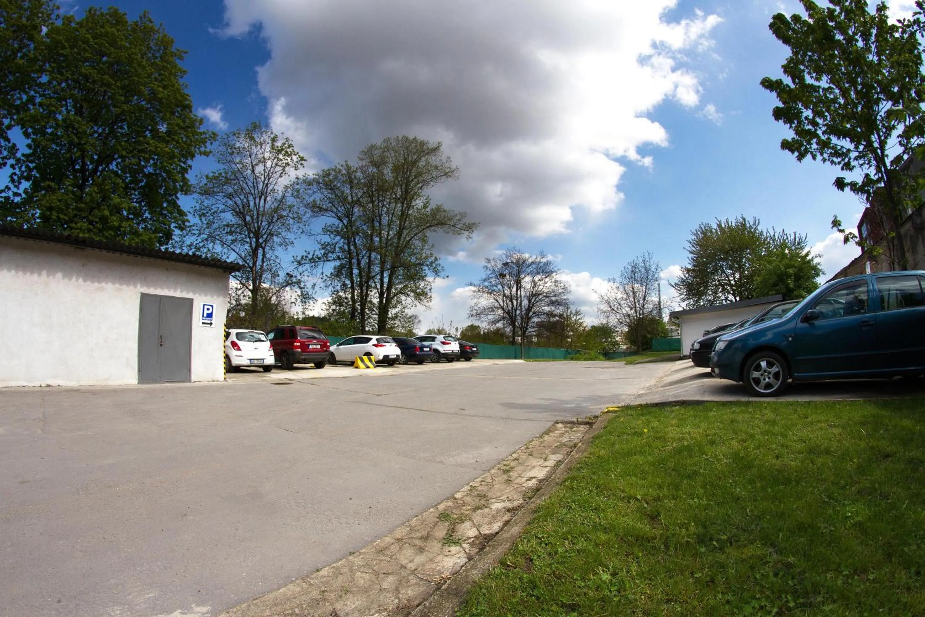 Parking in Hostel Seven