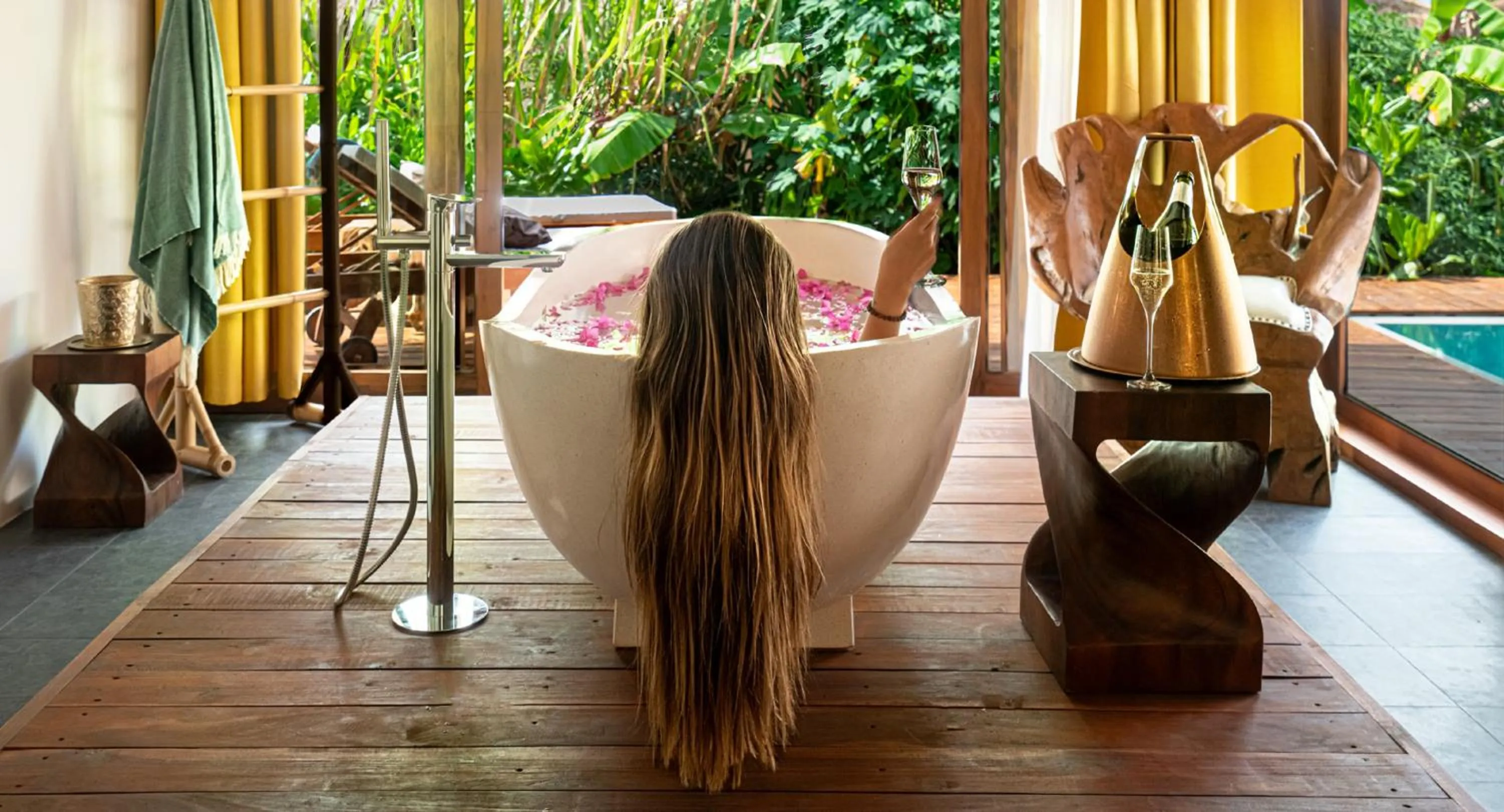 Hot Tub in Sensations Eco-Chic Hotel