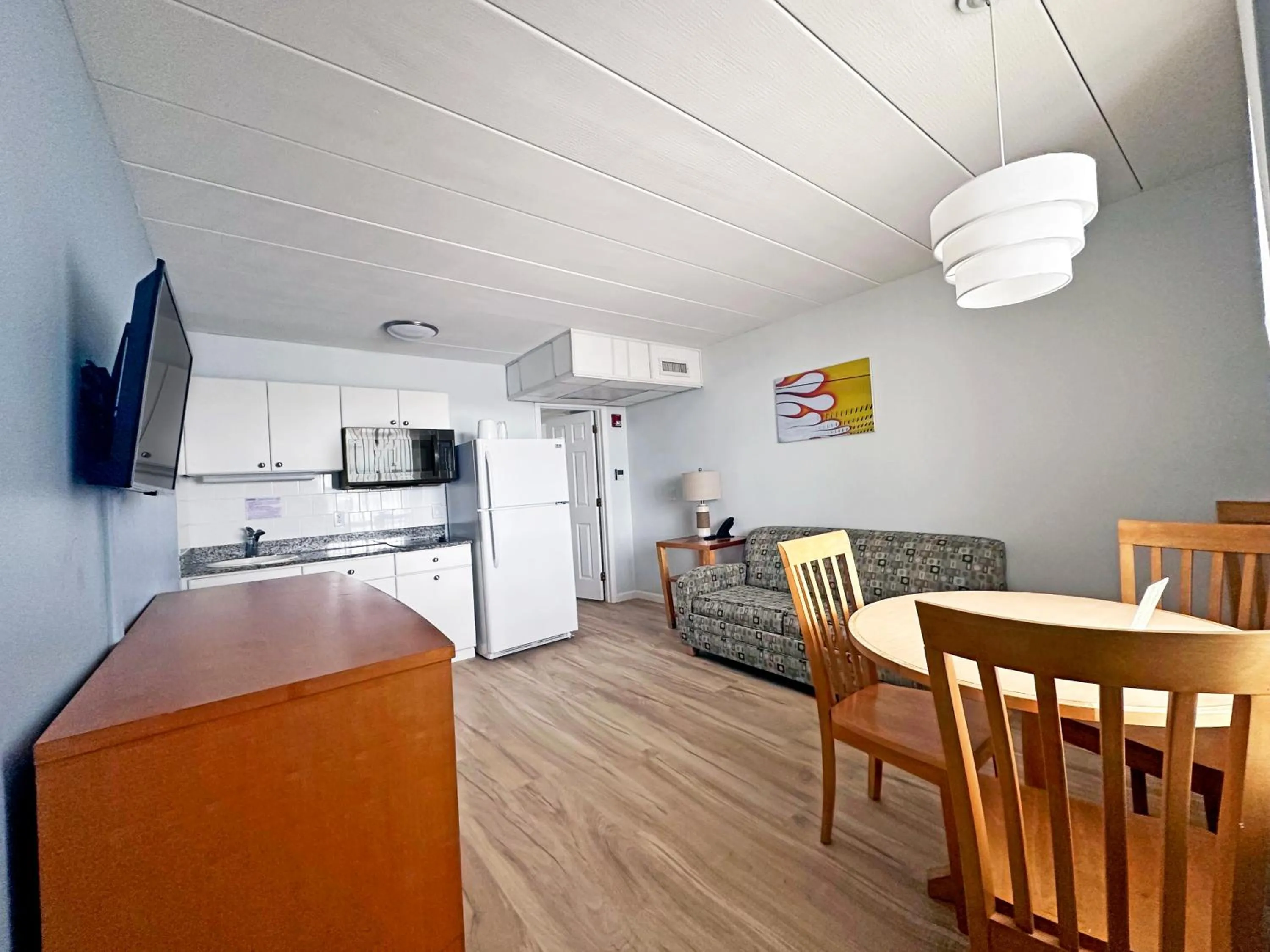 Kitchen or kitchenette in Shalimar Resort