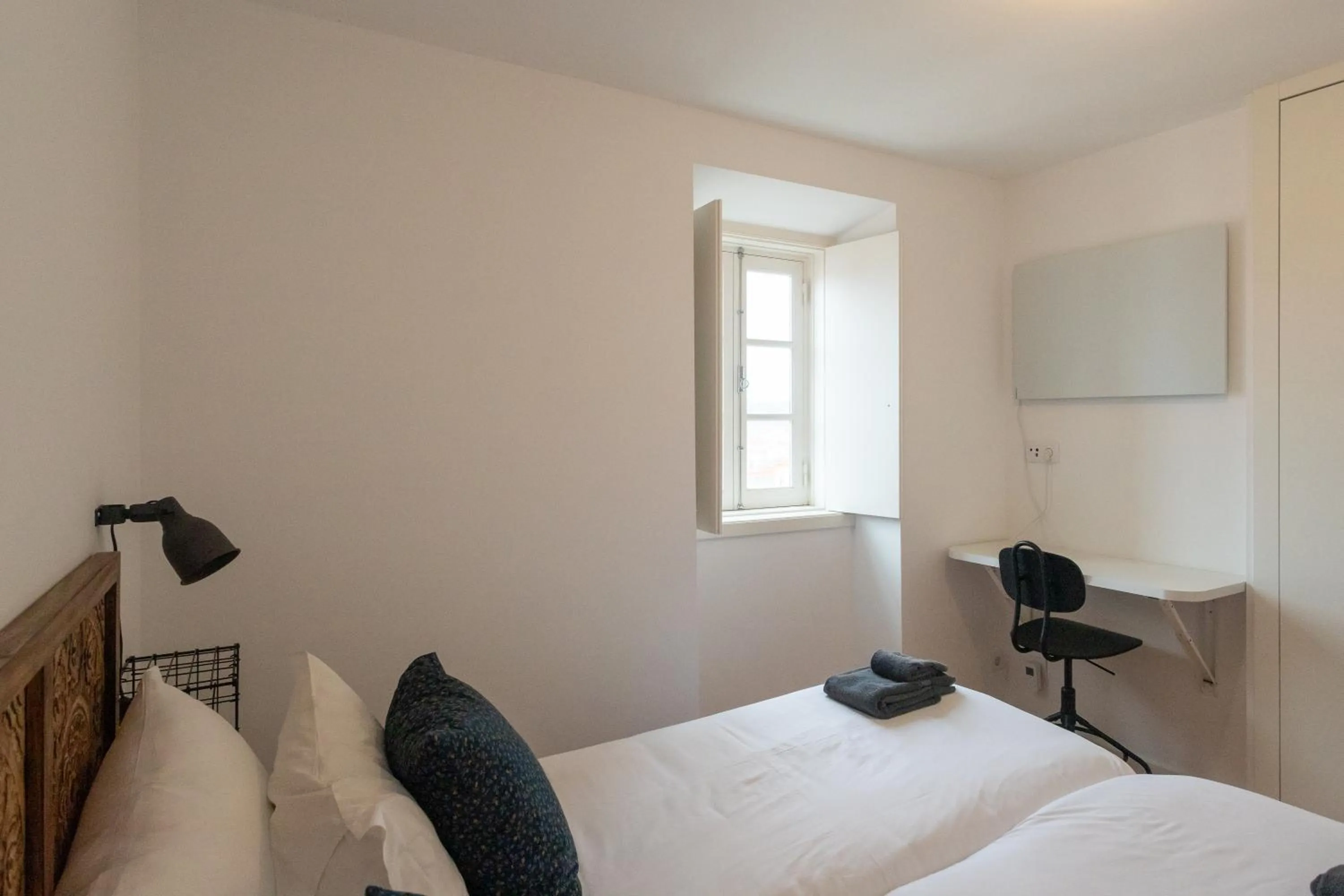 Bed in Casas da Comedia