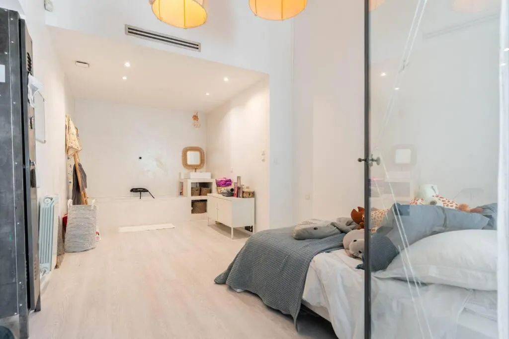 Bedroom, Bed in Le Loft du Vieux-Port - St Victor