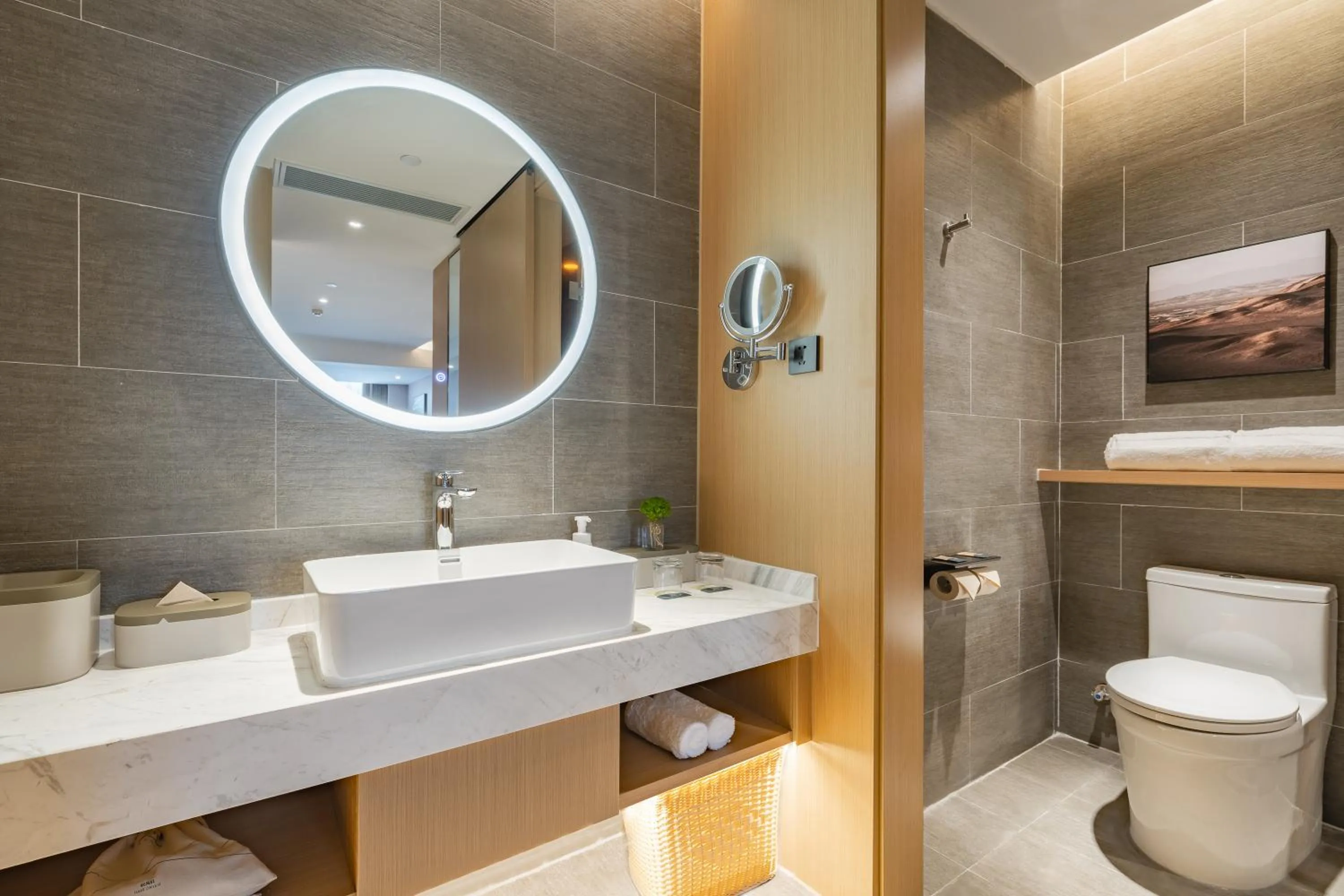 Shower in Shanghai Pudong Caolu Atour Hotel