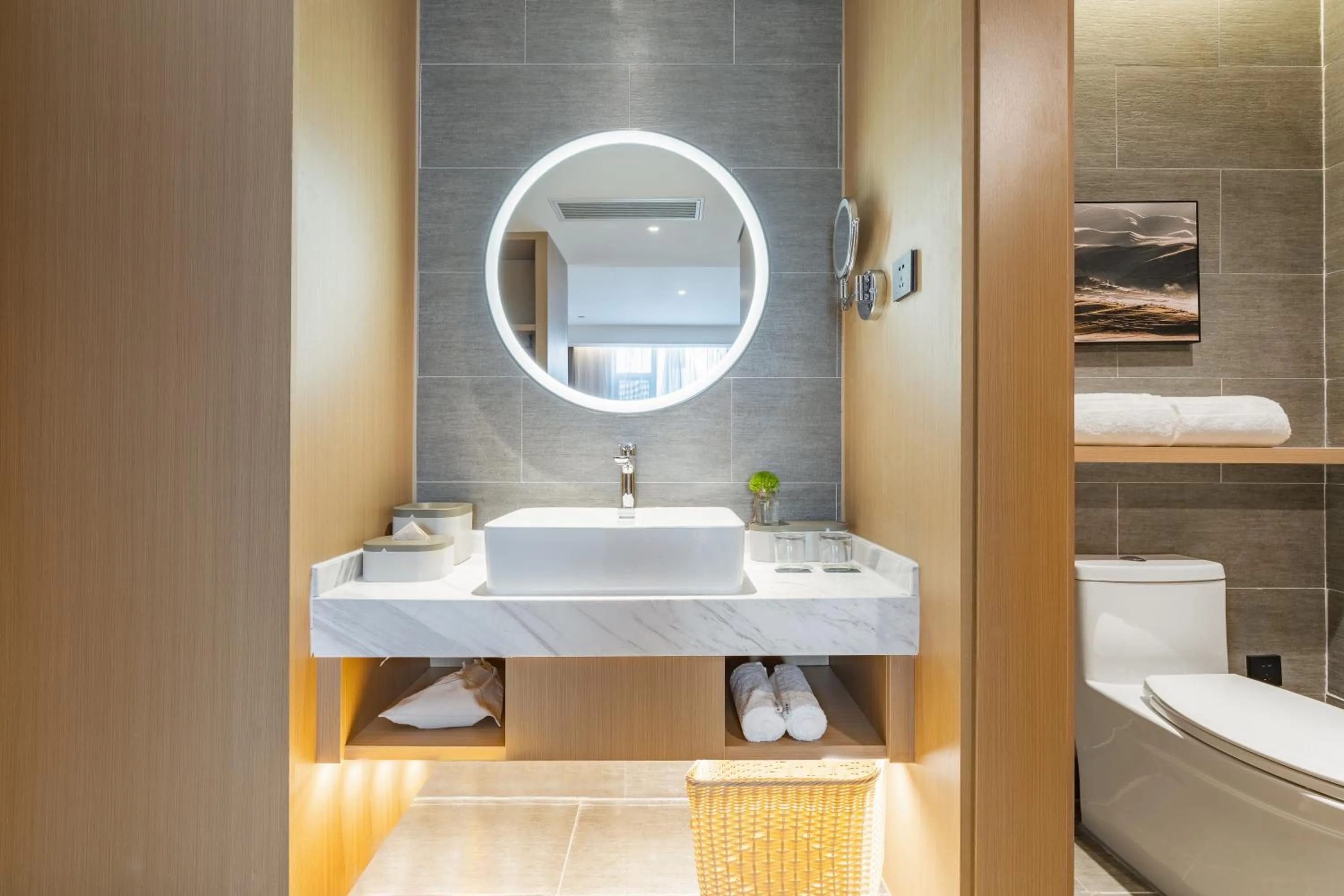 Shower in Shanghai Pudong Caolu Atour Hotel