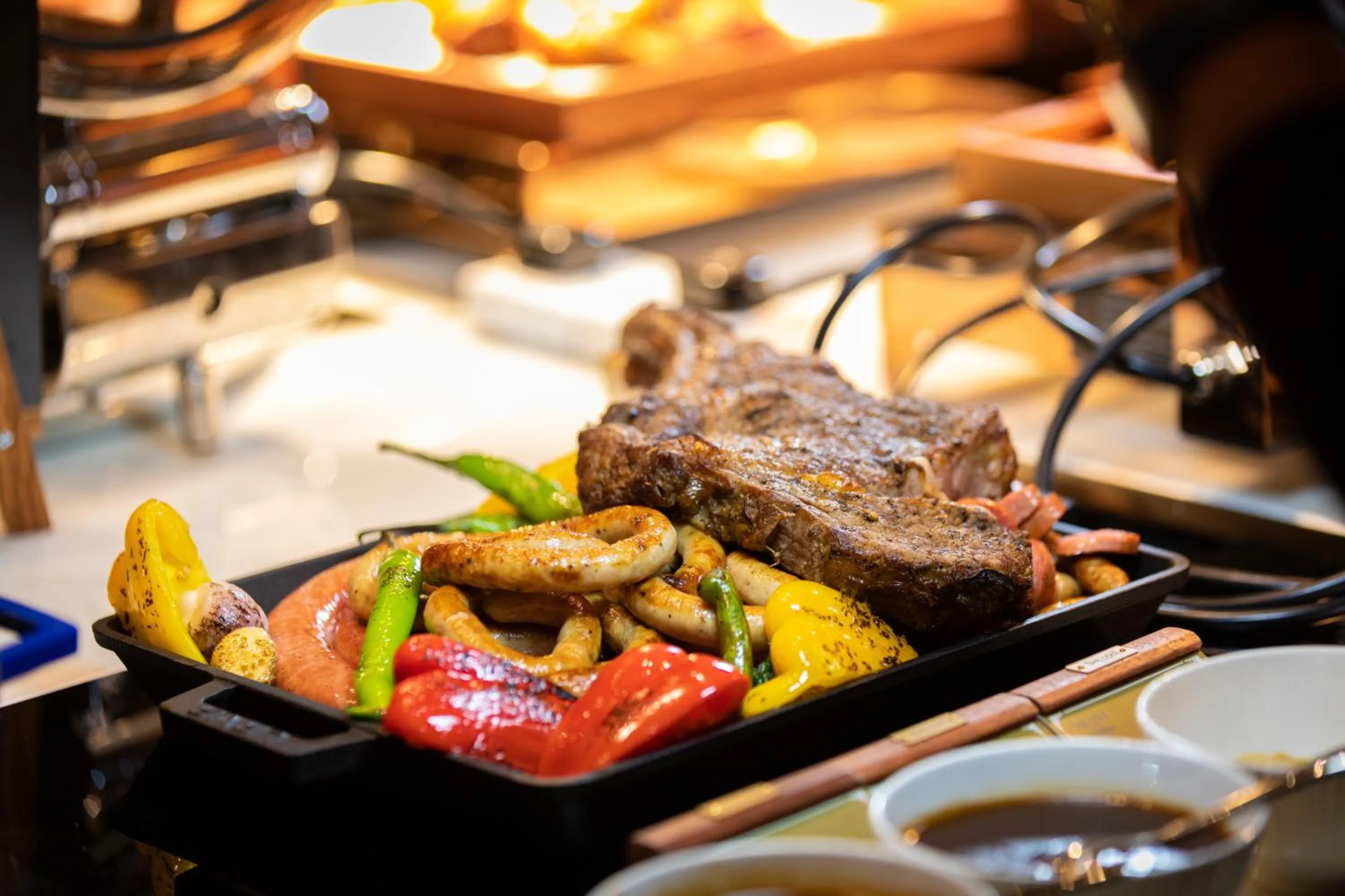 Restaurant/places to eat in The COLI Hotel Jinan