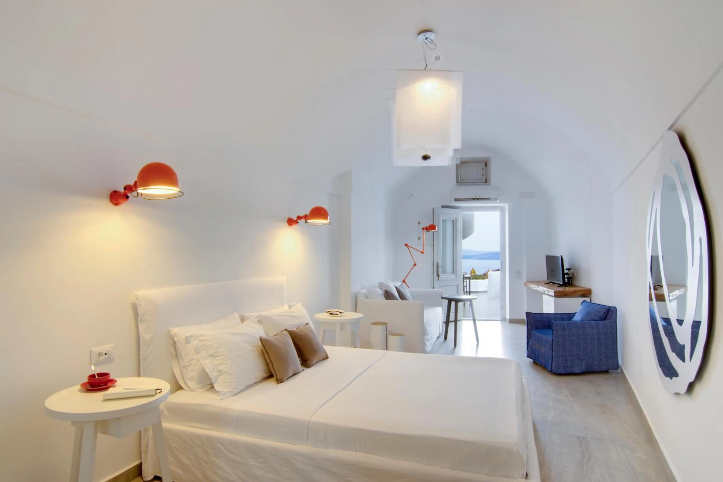 Bedroom, Bed in Santorini Secret Suites & Spa, Small Luxury Hotels of the World