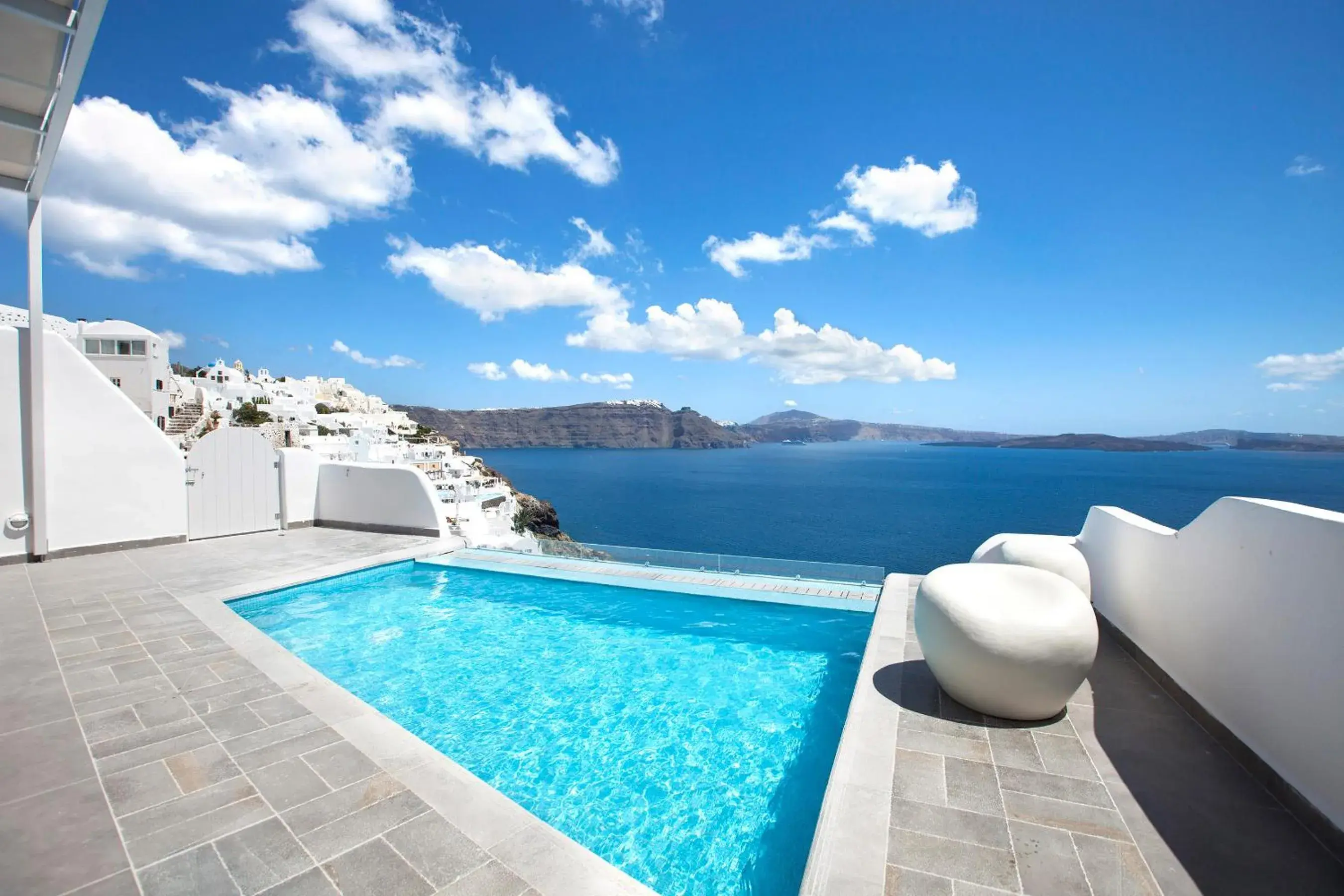 Sea view in Santorini Secret Suites & Spa, Small Luxury Hotels of the World Sea view in Santorini Secret Suites & Spa, Small Luxury Hotels of the World