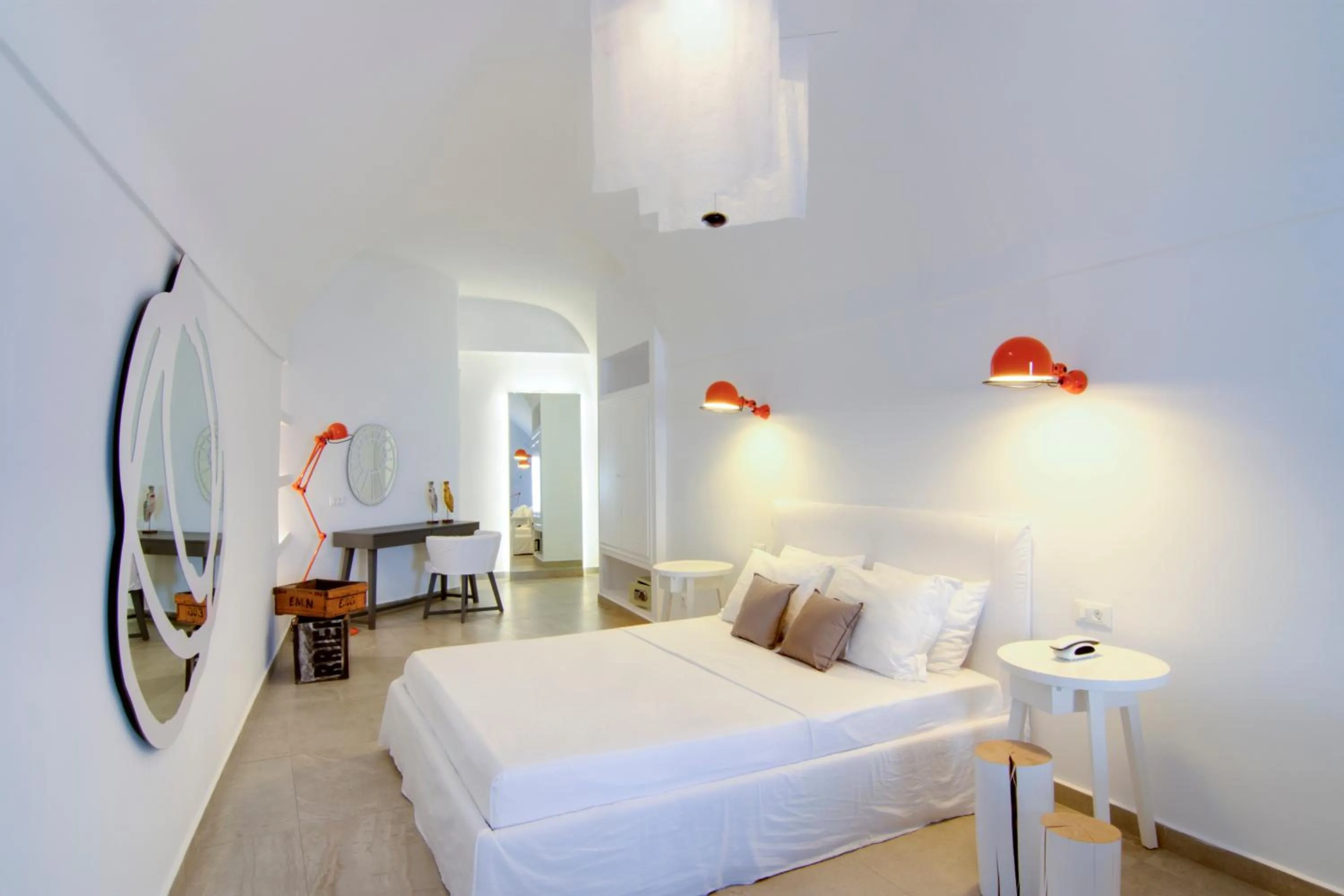 Photo of the whole room, Bed in Santorini Secret Suites & Spa, Small Luxury Hotels of the World