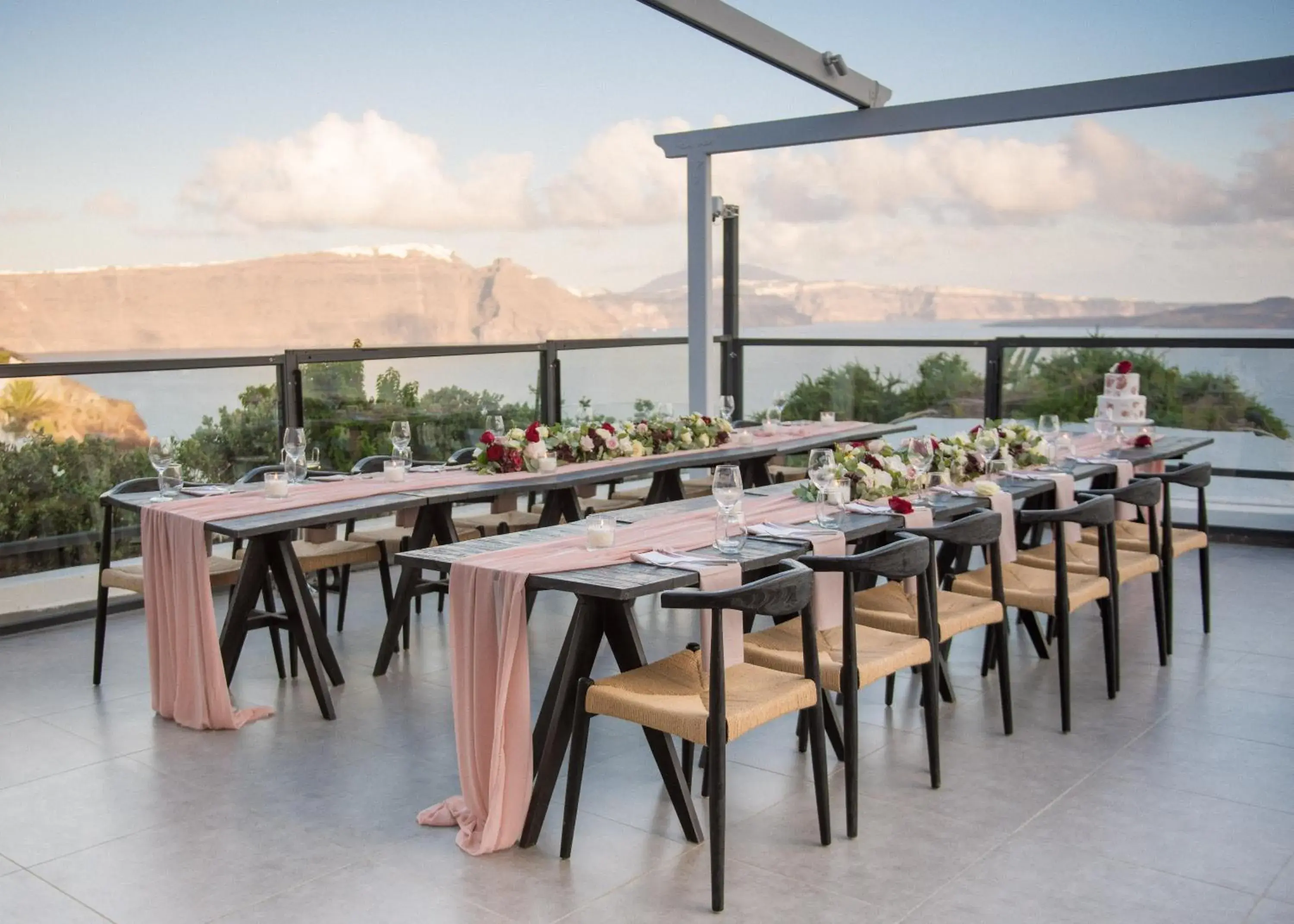 Restaurant/places to eat in Santorini Secret Suites & Spa, Small Luxury Hotels of the World Restaurant/places to eat in Santorini Secret Suites & Spa, Small Luxury Hotels of the World