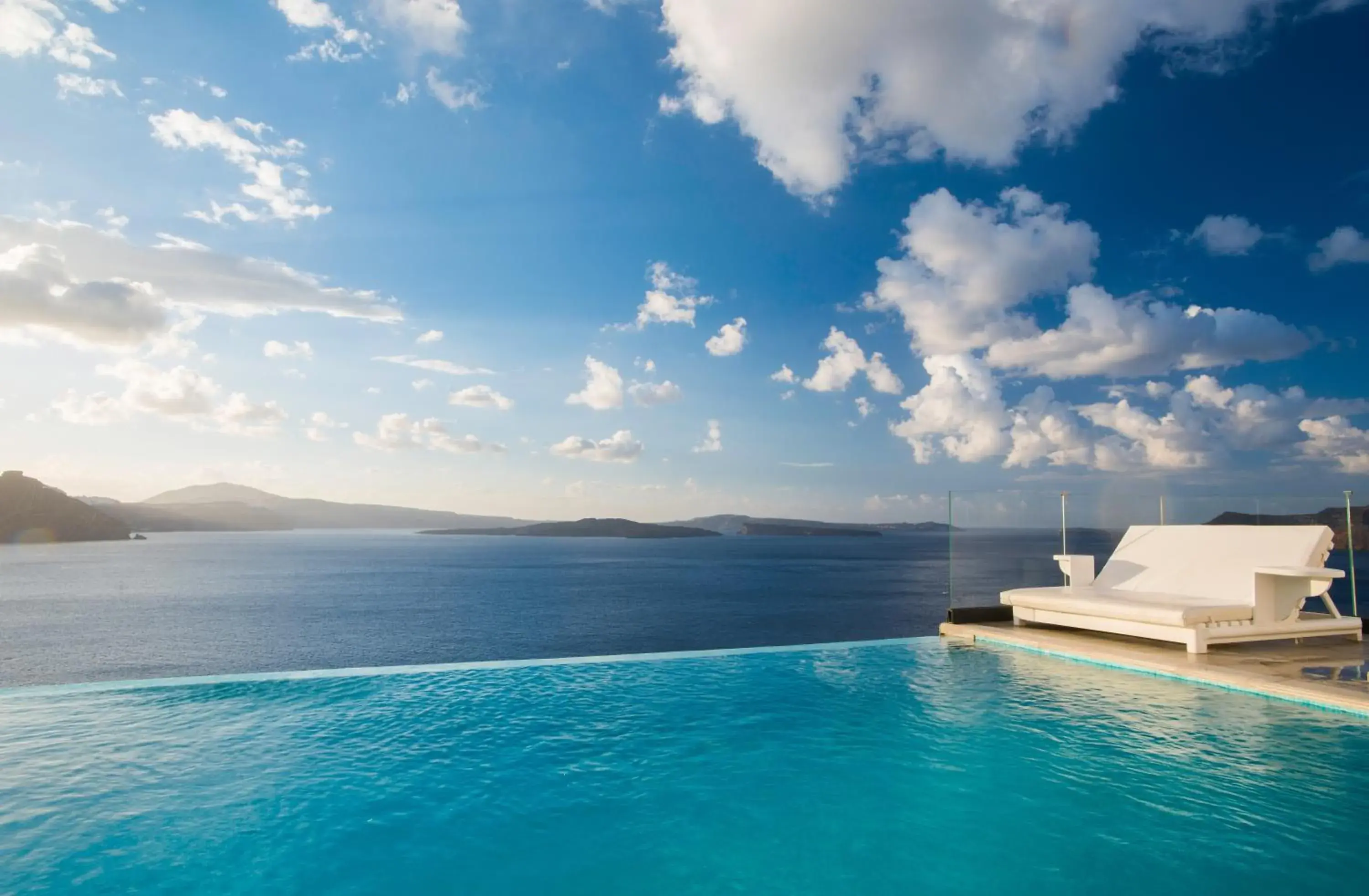 Sea view in Santorini Secret Suites & Spa, Small Luxury Hotels of the World Sea view in Santorini Secret Suites & Spa, Small Luxury Hotels of the World