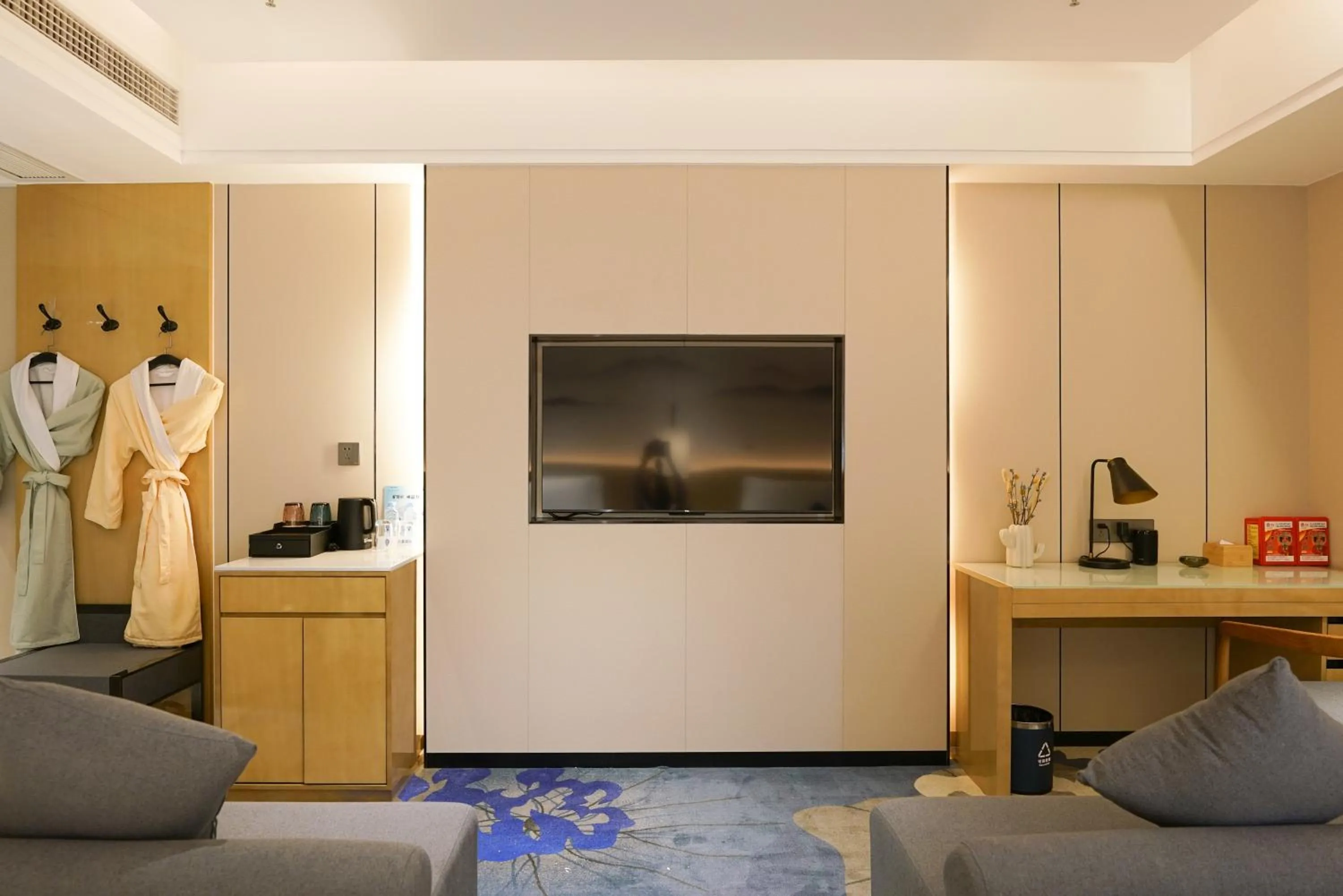 Bedroom in Paco Hotel Shenzhen Luohu Port