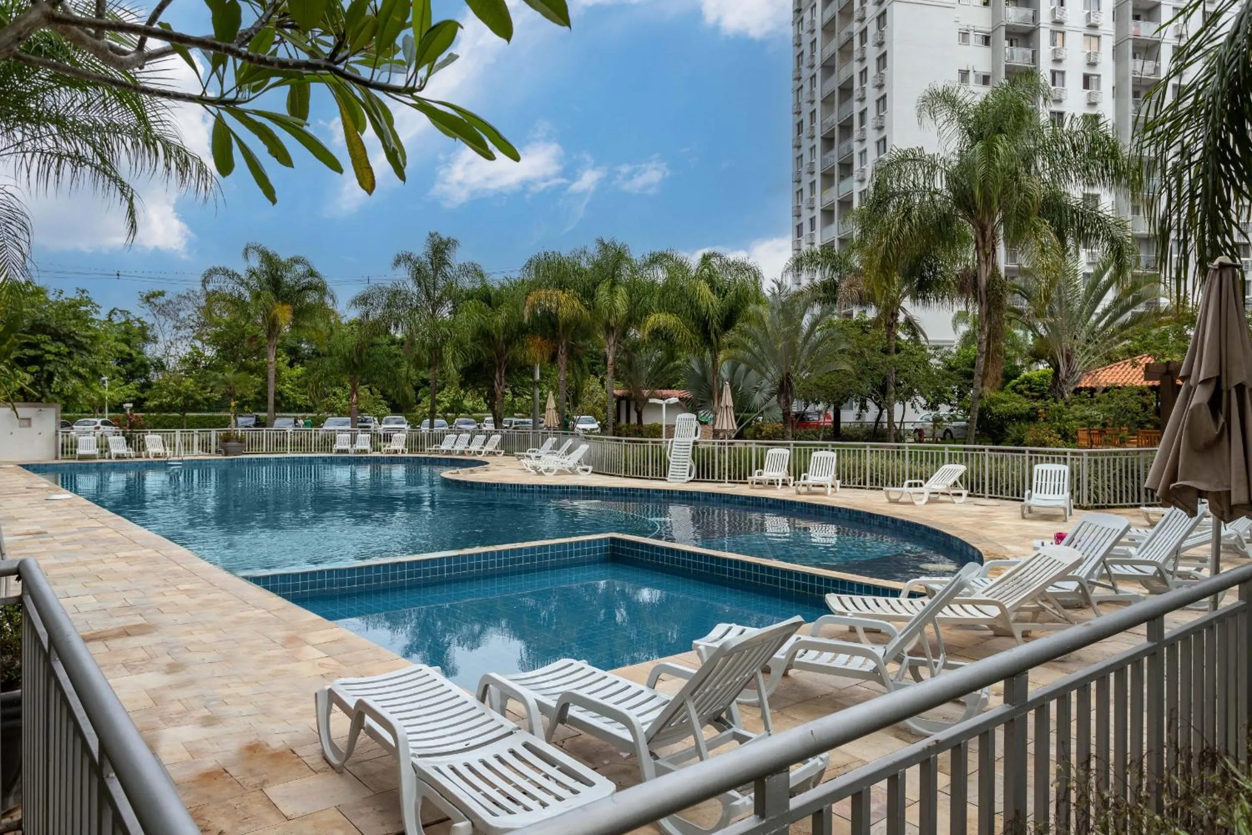 Two-Bedroom Apartment in Charme na Barra da Tijuca - Ótimo wifi - SA508 Z10