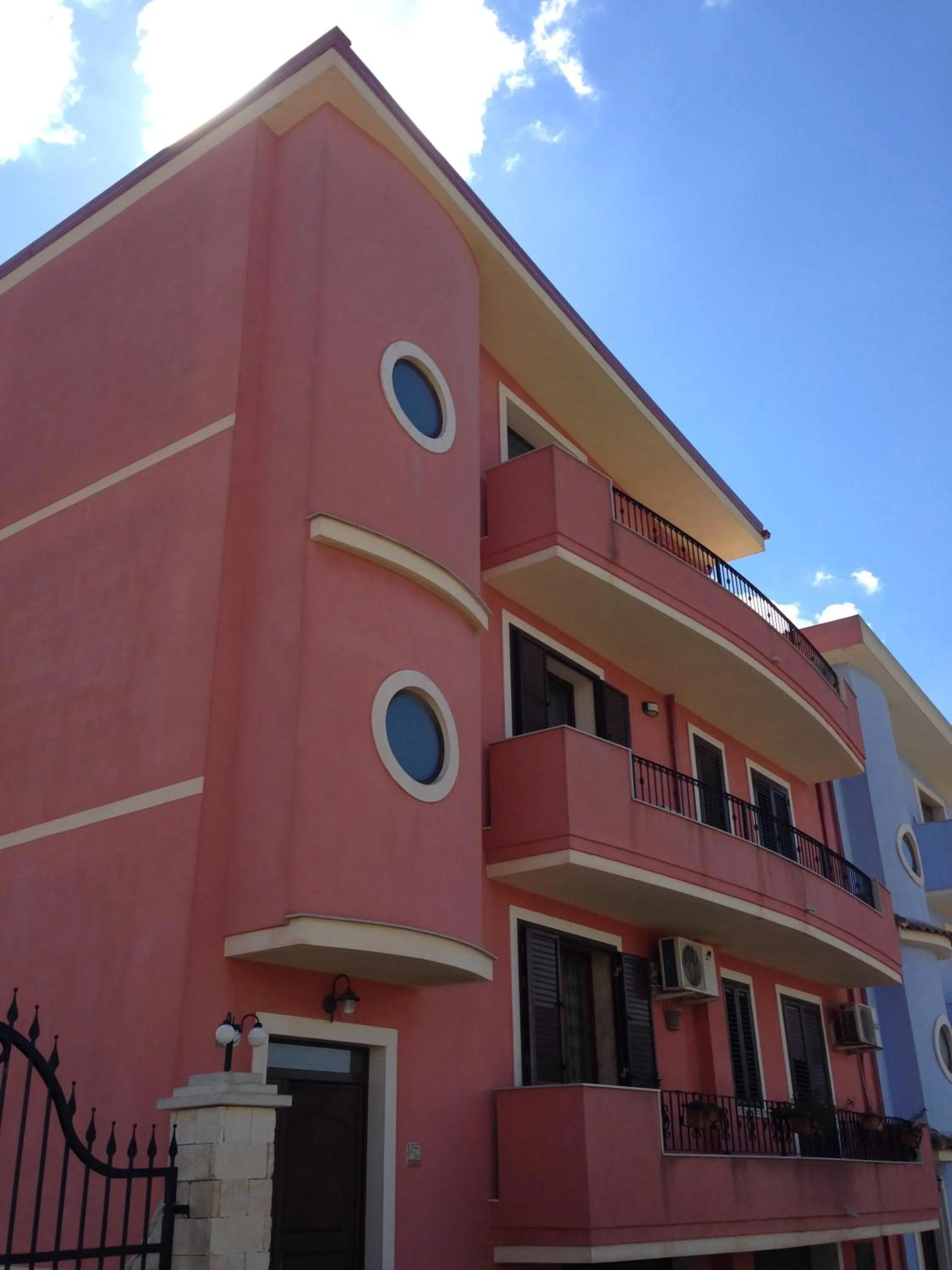 Facade/entrance in Bed and Breakfast La Terra dei Mari
