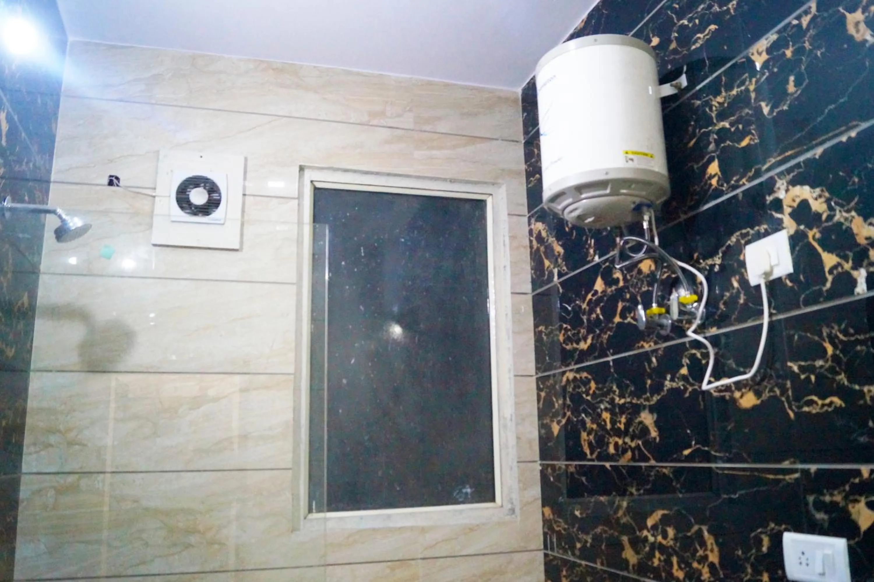 Hotel Maharaja Continental - New Delhi