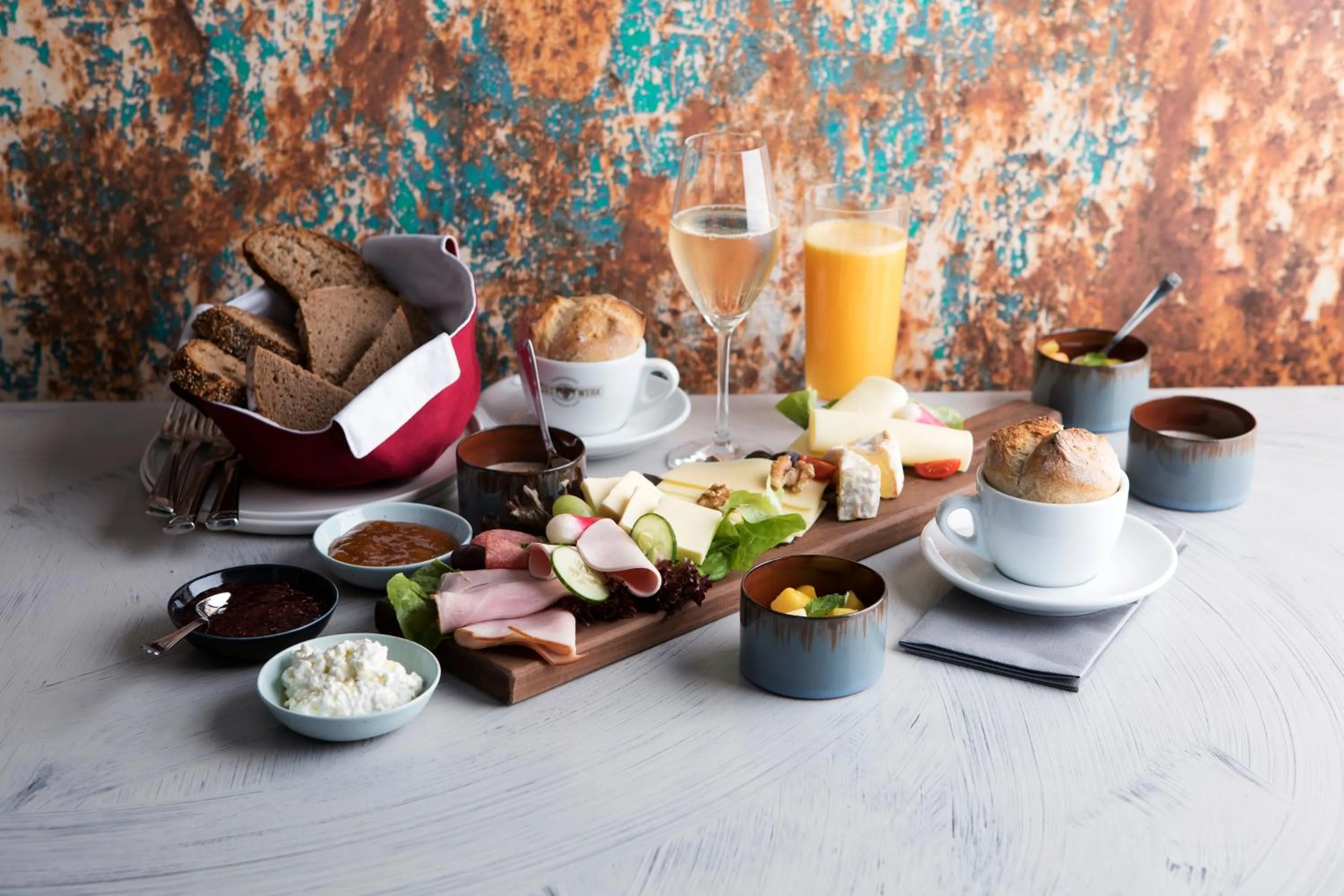 Food and drinks in Schwitzer's Hotel am Park