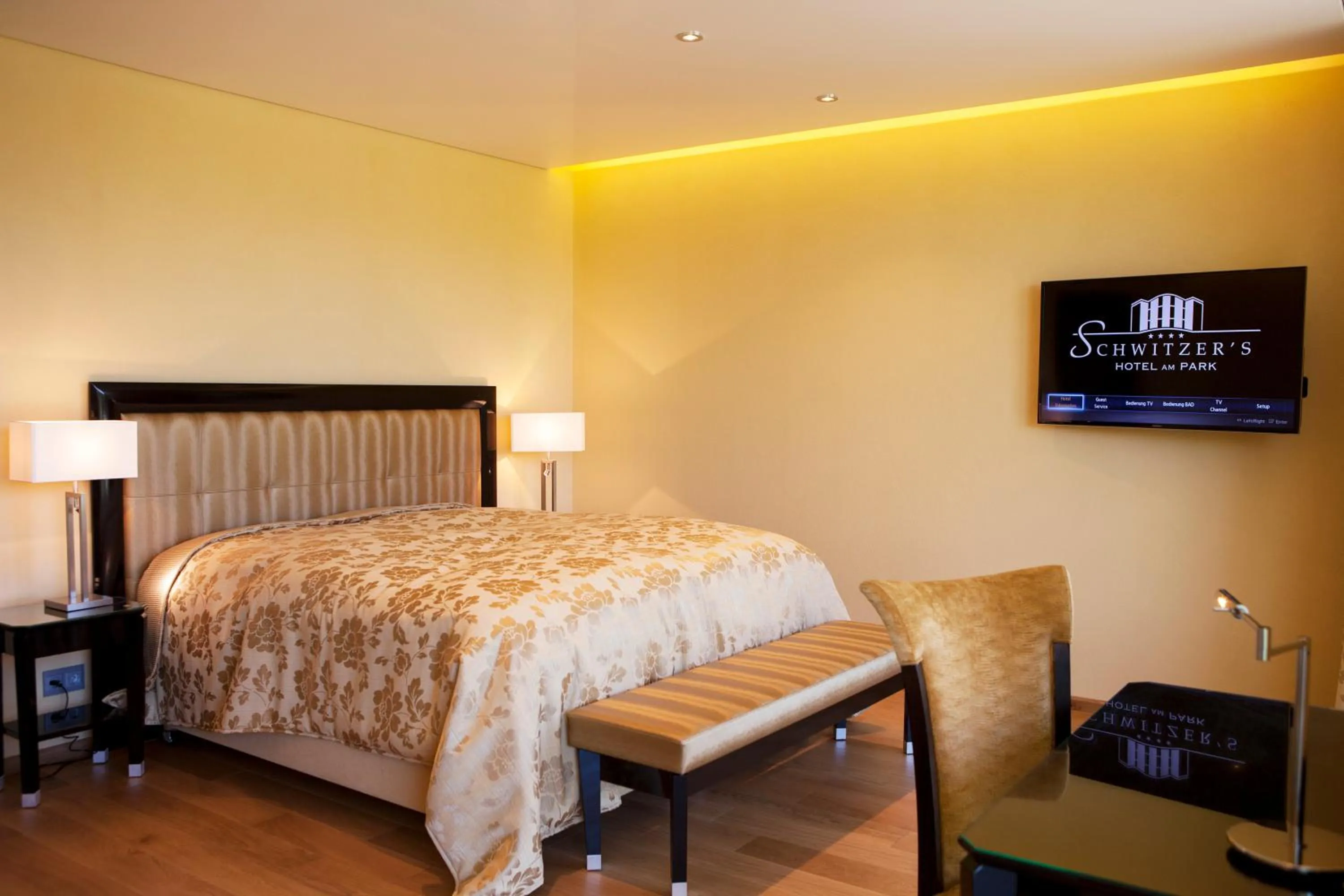 Bed in Schwitzer's Hotel am Park