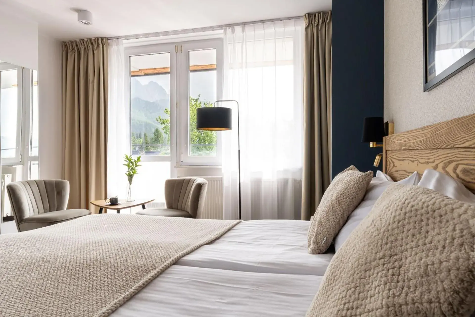 Deluxe Double Room with Balcony in Hotel Rzemieślnik Zakopane Deluxe Double Room with Balcony in Hotel Rzemieślnik Zakopane