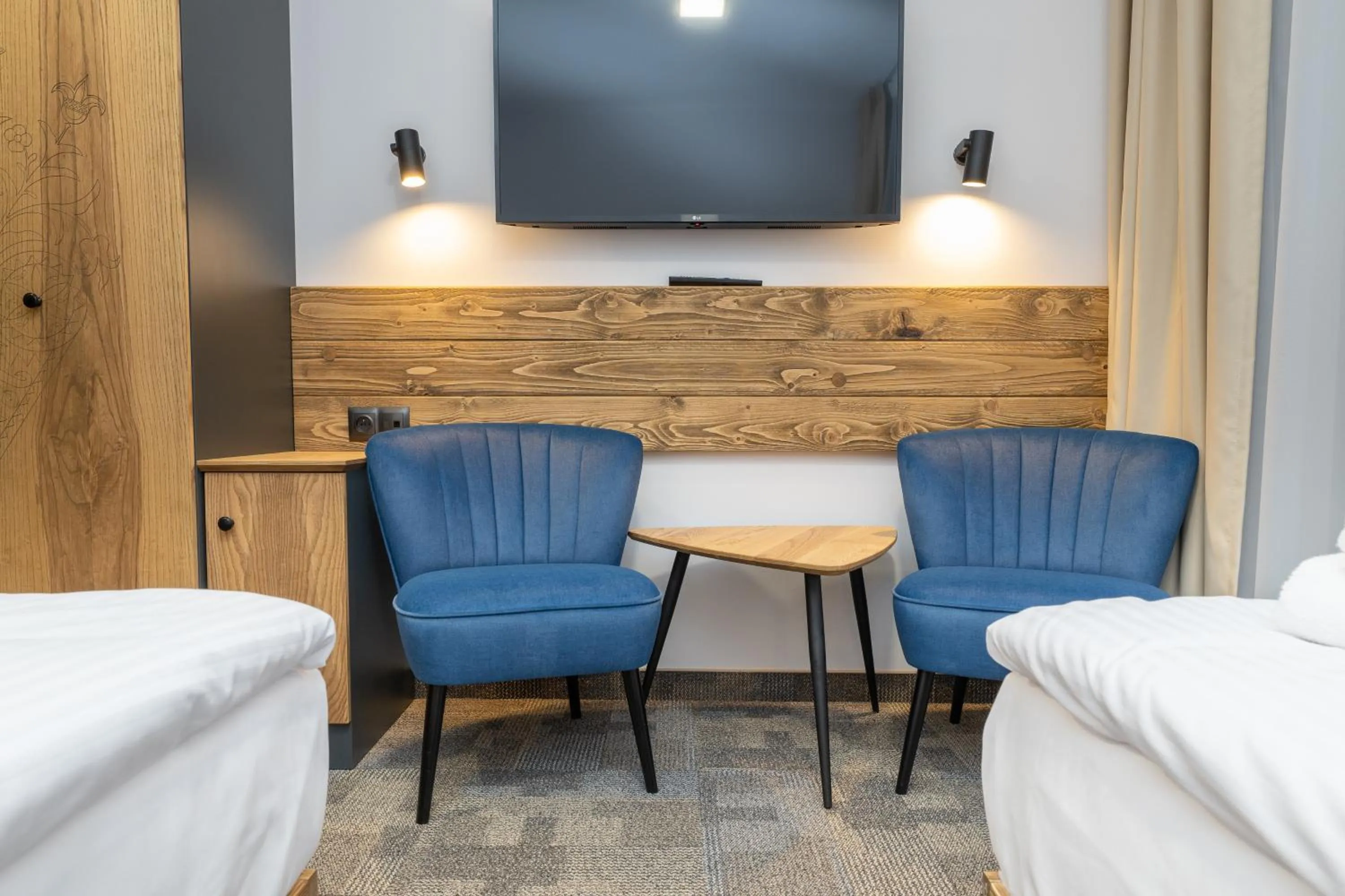 Photo of the whole room, Bed in Hotel Rzemieślnik Zakopane