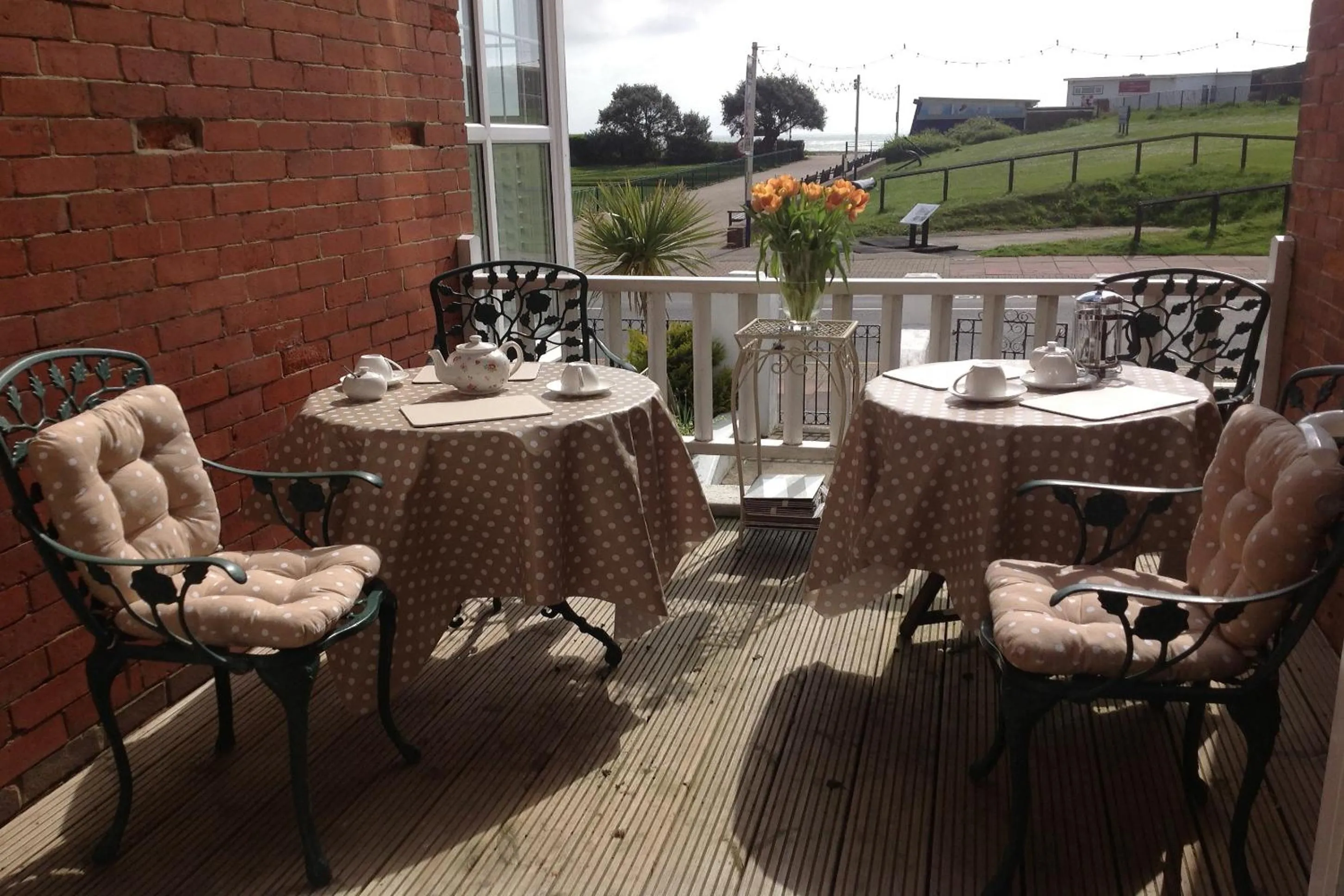 Patio, Restaurant/Places to Eat in Bassets House