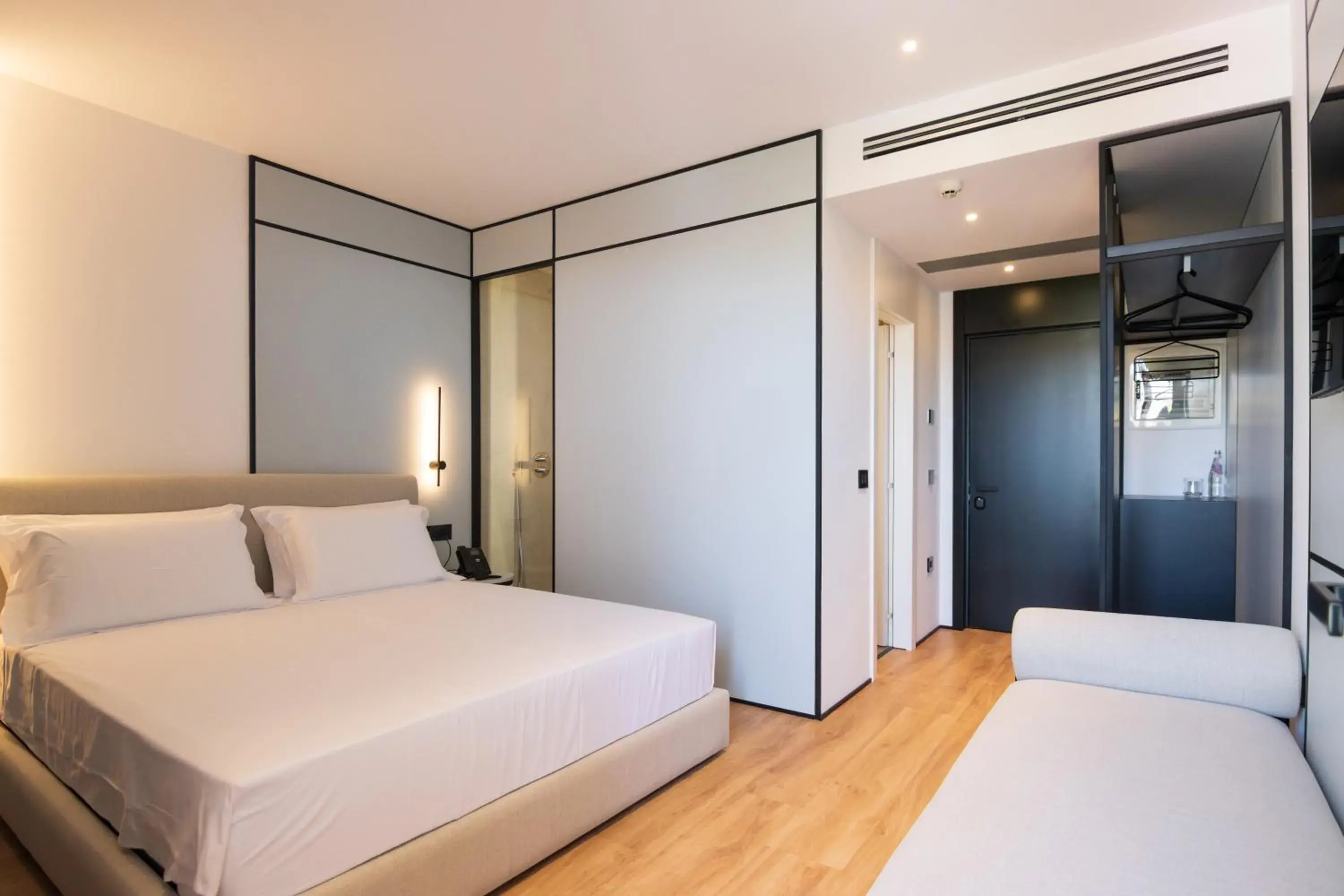 Deluxe Double Room with Sea View in Mango Luxury Resorts Deluxe Double Room with Sea View in Mango Luxury Resorts