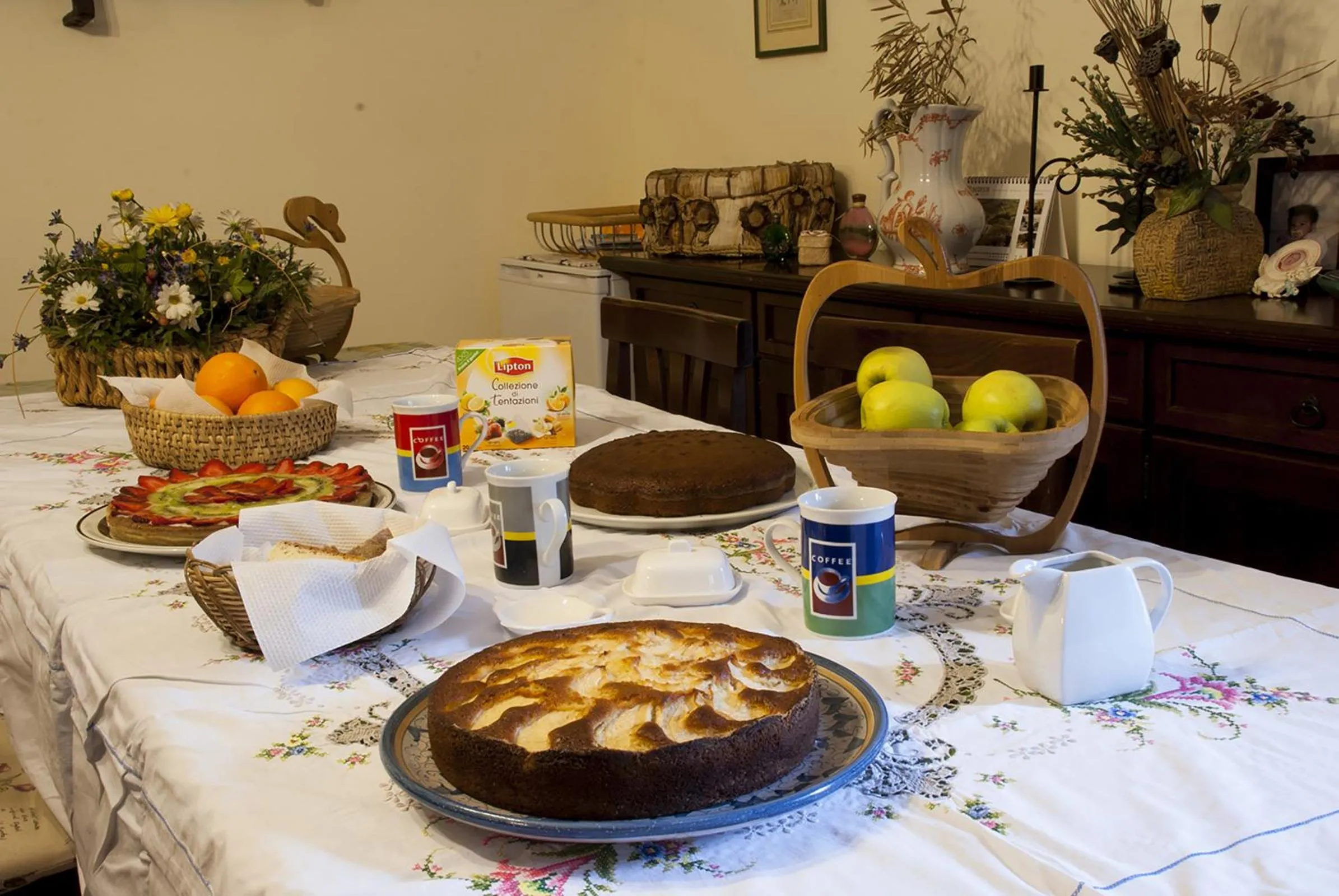 Buffet breakfast in Bed And Breakfast Maria