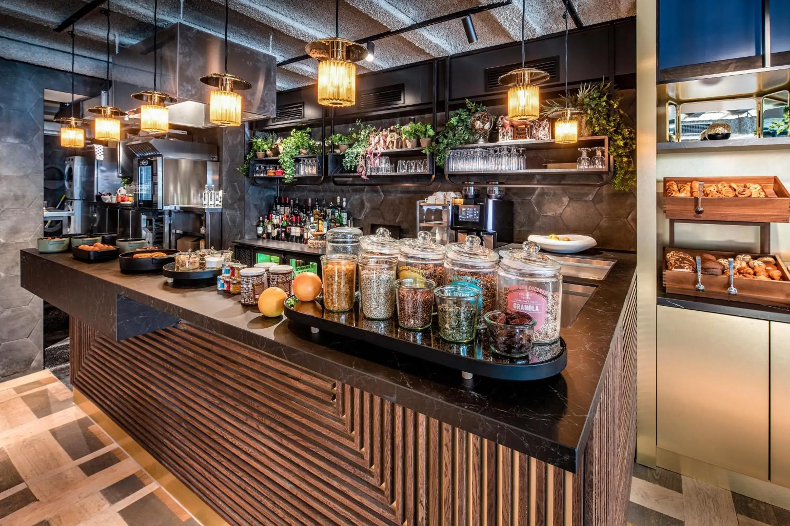 Restaurant/places to eat in The Highlander Amsterdam Restaurant/places to eat in The Highlander Amsterdam