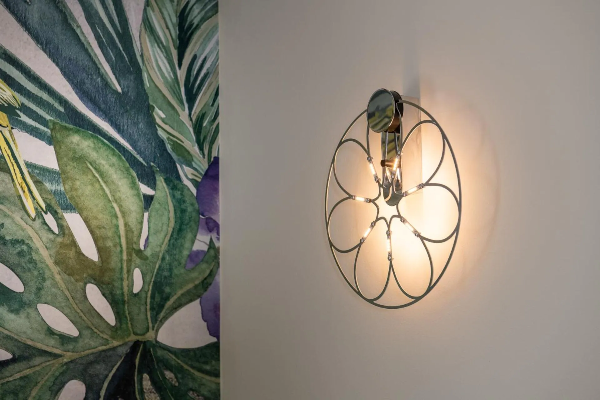 Communal lounge/ TV room in Hotel Rondinella e Viola